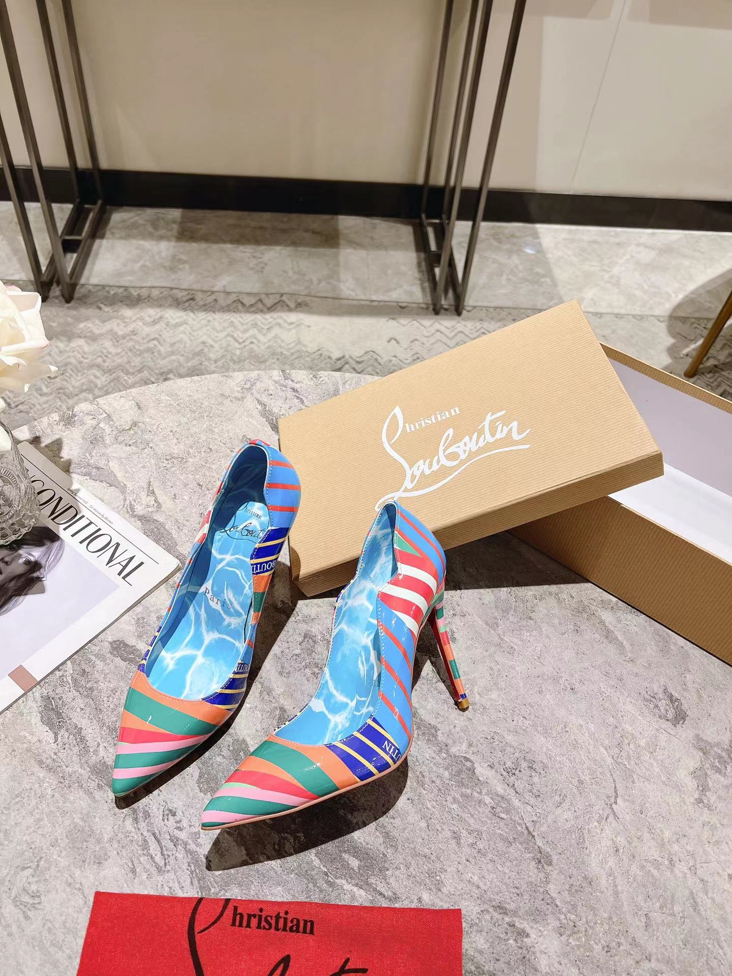 Hot Chick Striped Patent Pumps 100 mm