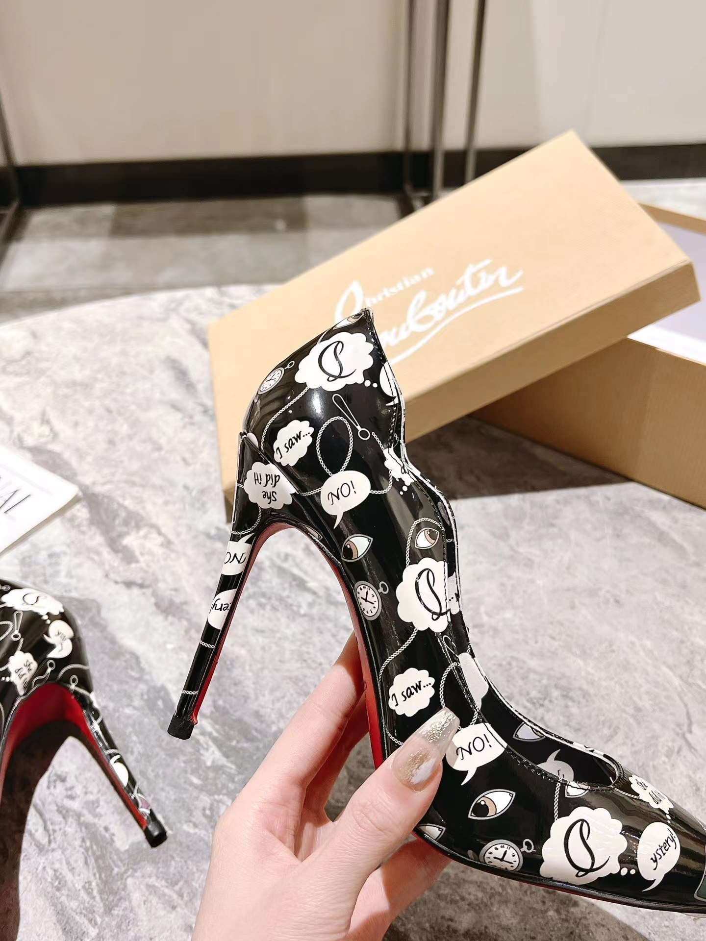 Hot Chick Weapons Pumps 100 mm