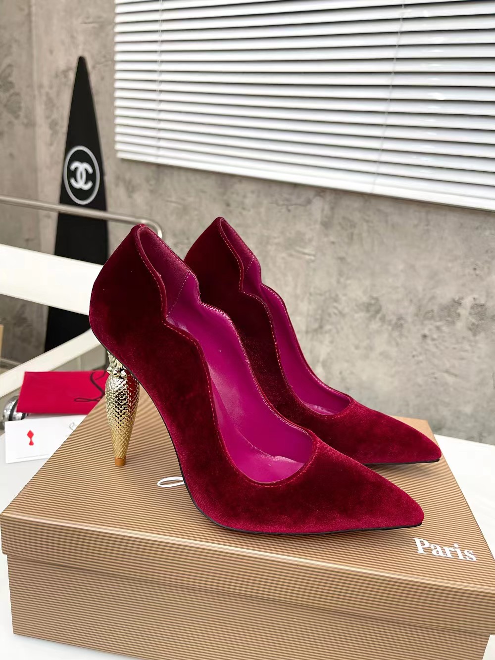 Lipchick Pump 100 mm Red Velvet