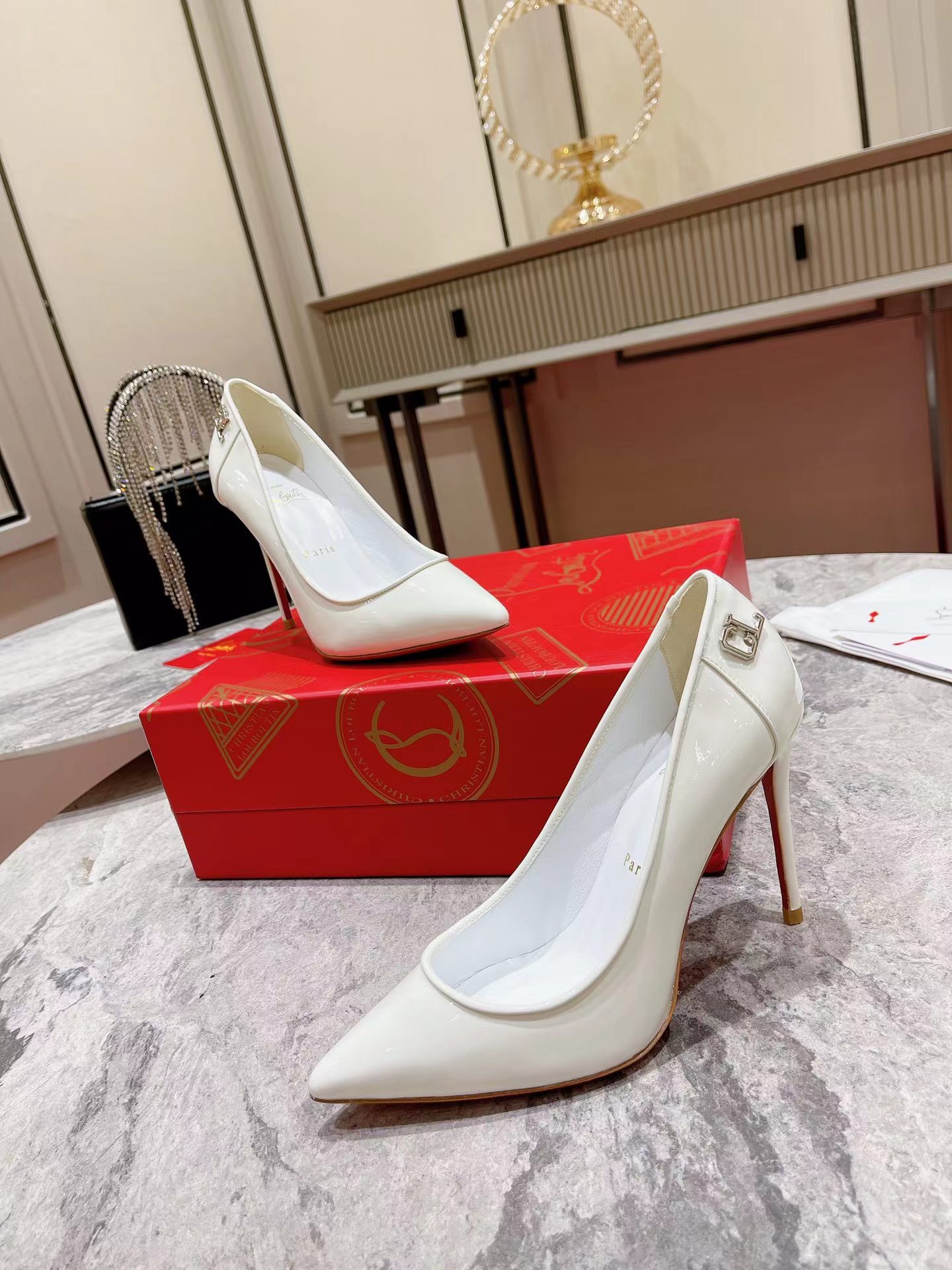 Sporty Kate 85 mm Patent Leather White 22S