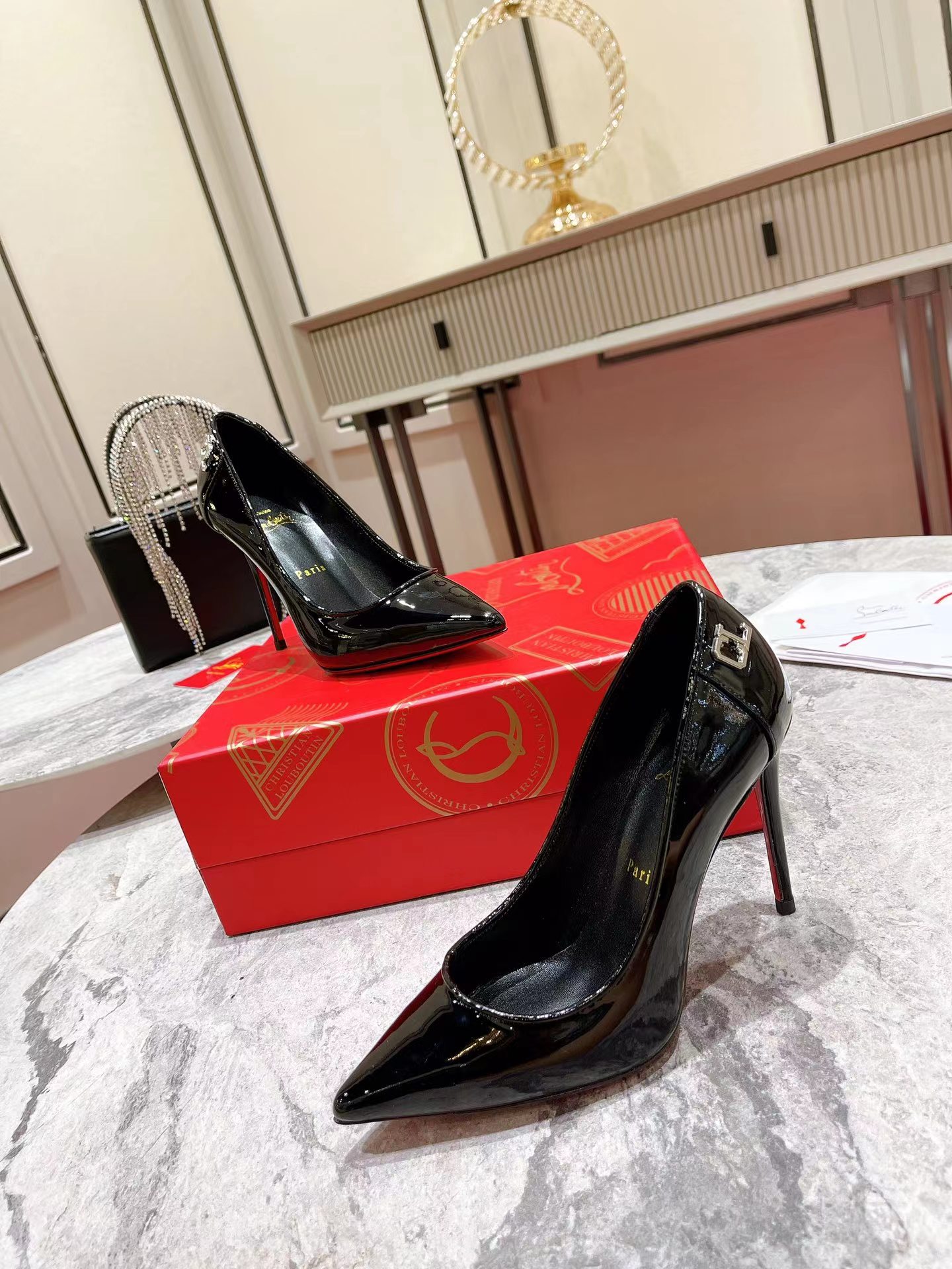 Sporty Kate 85 mm Patent Leather Black 22S