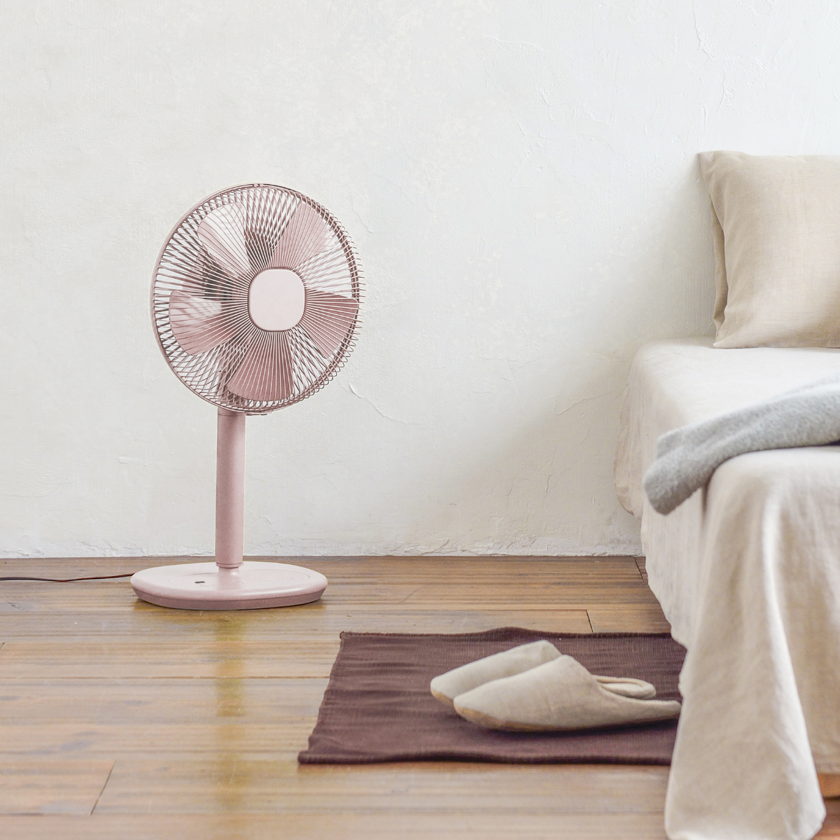 ±0 Stand Fan Z710