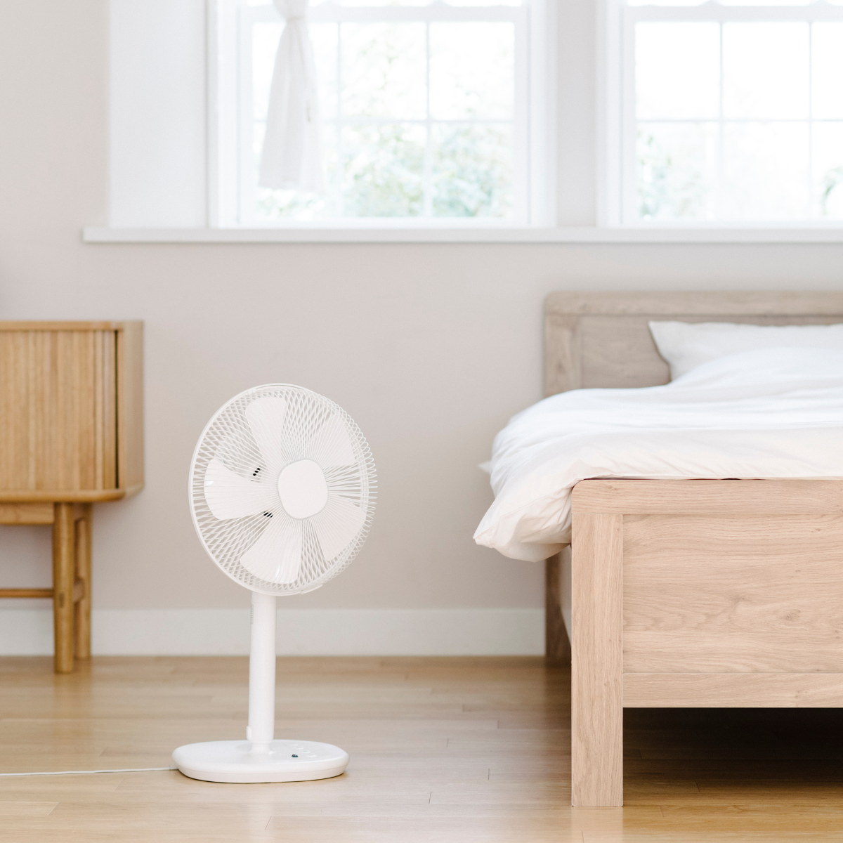 ±0 Stand Fan Z710