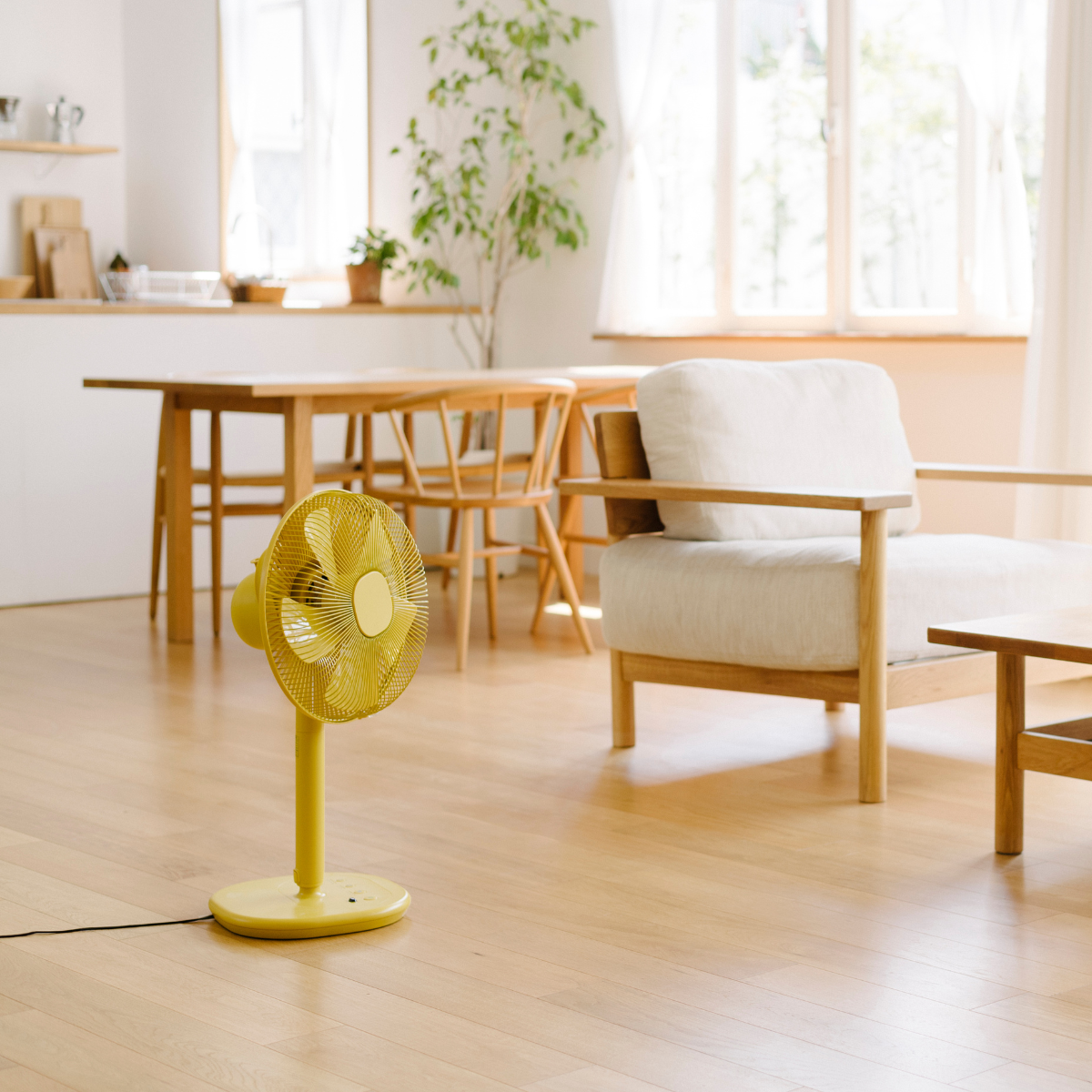 ±0 Stand Fan Z710