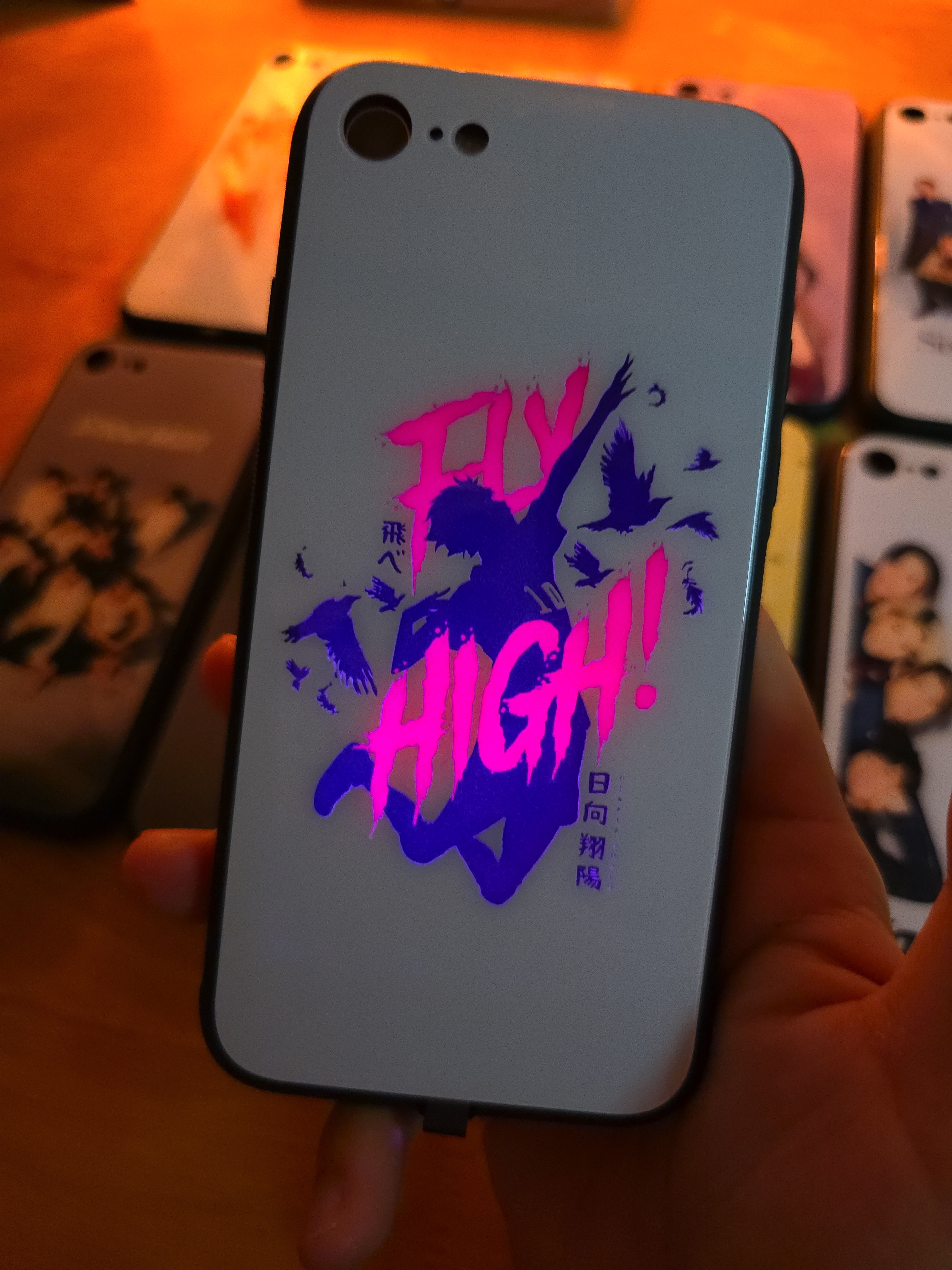 発光するスマートフォンケース【ハイキュー】3種類