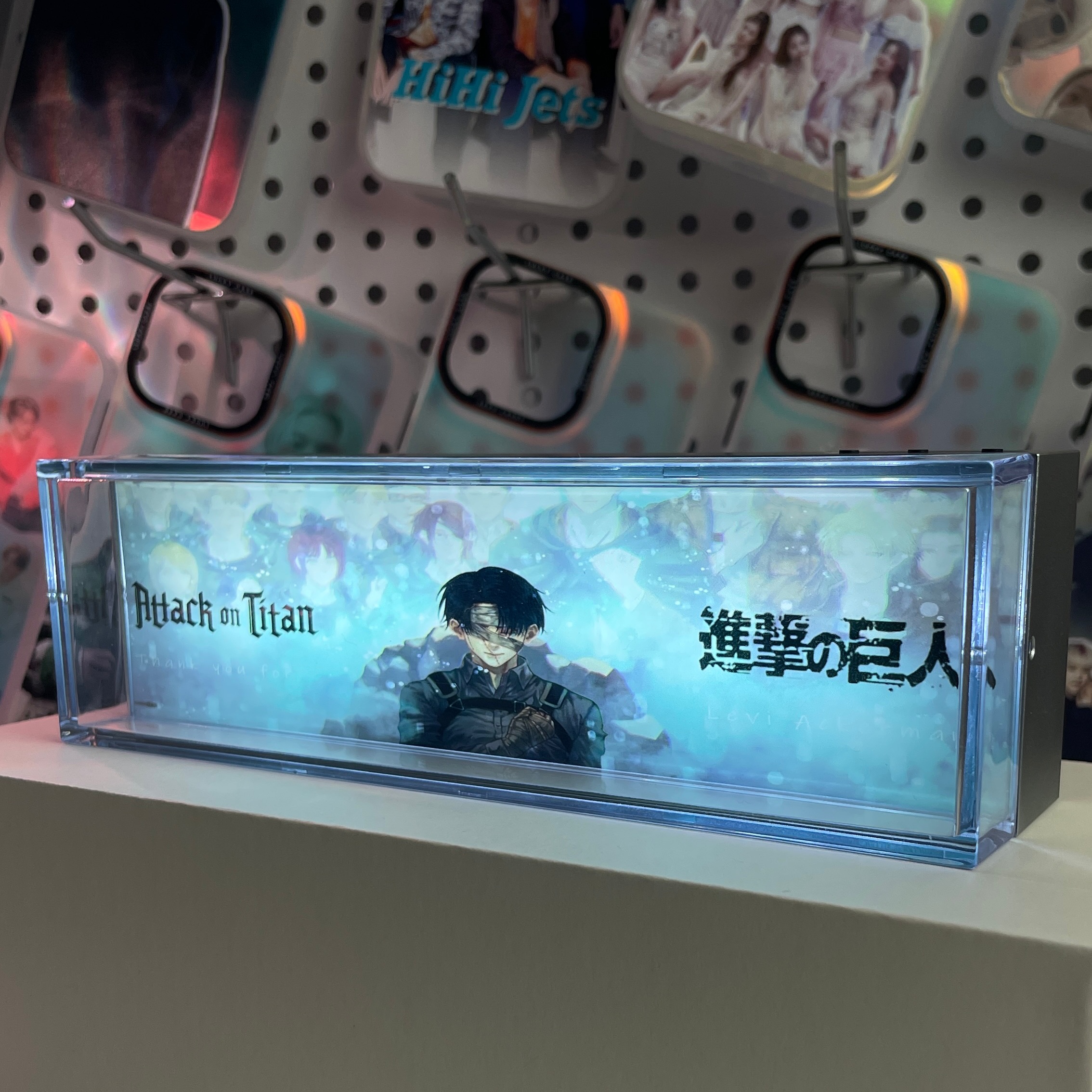 夕暮れの光と影のナイトライト【進撃の巨人】