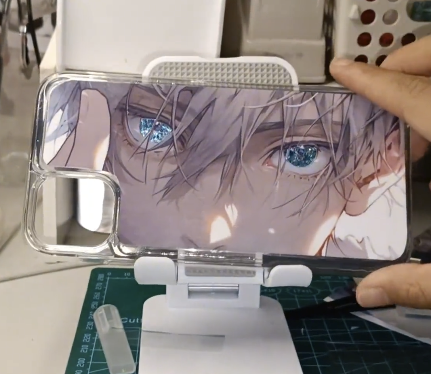 呪術廻戦 五条 悟  つくれる スマホケース Amazon.co.jp: 呪術廻戦 スマホケース iPhone 多機種対応 五条悟