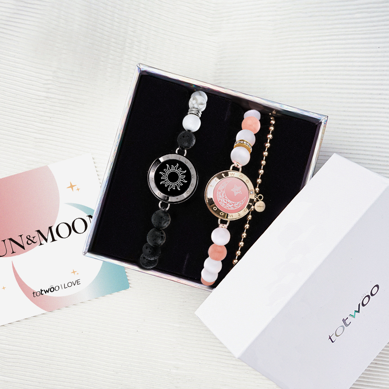 Sun & Moon 夢幻的なビーズ付きタッチブレスレット (ブラック＋ローズゴールド)