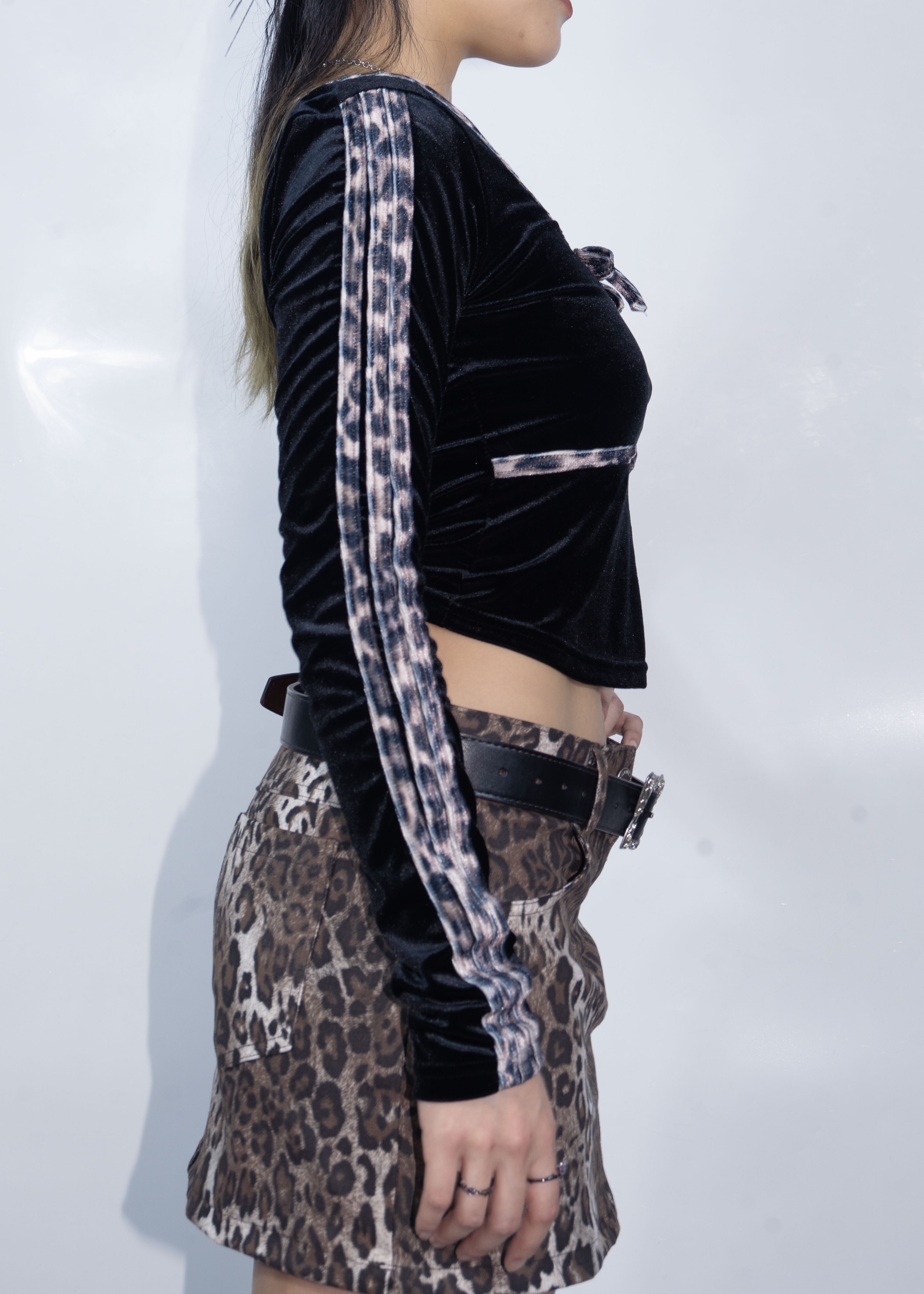 Long Sleeve Big Meow Crop Shirt