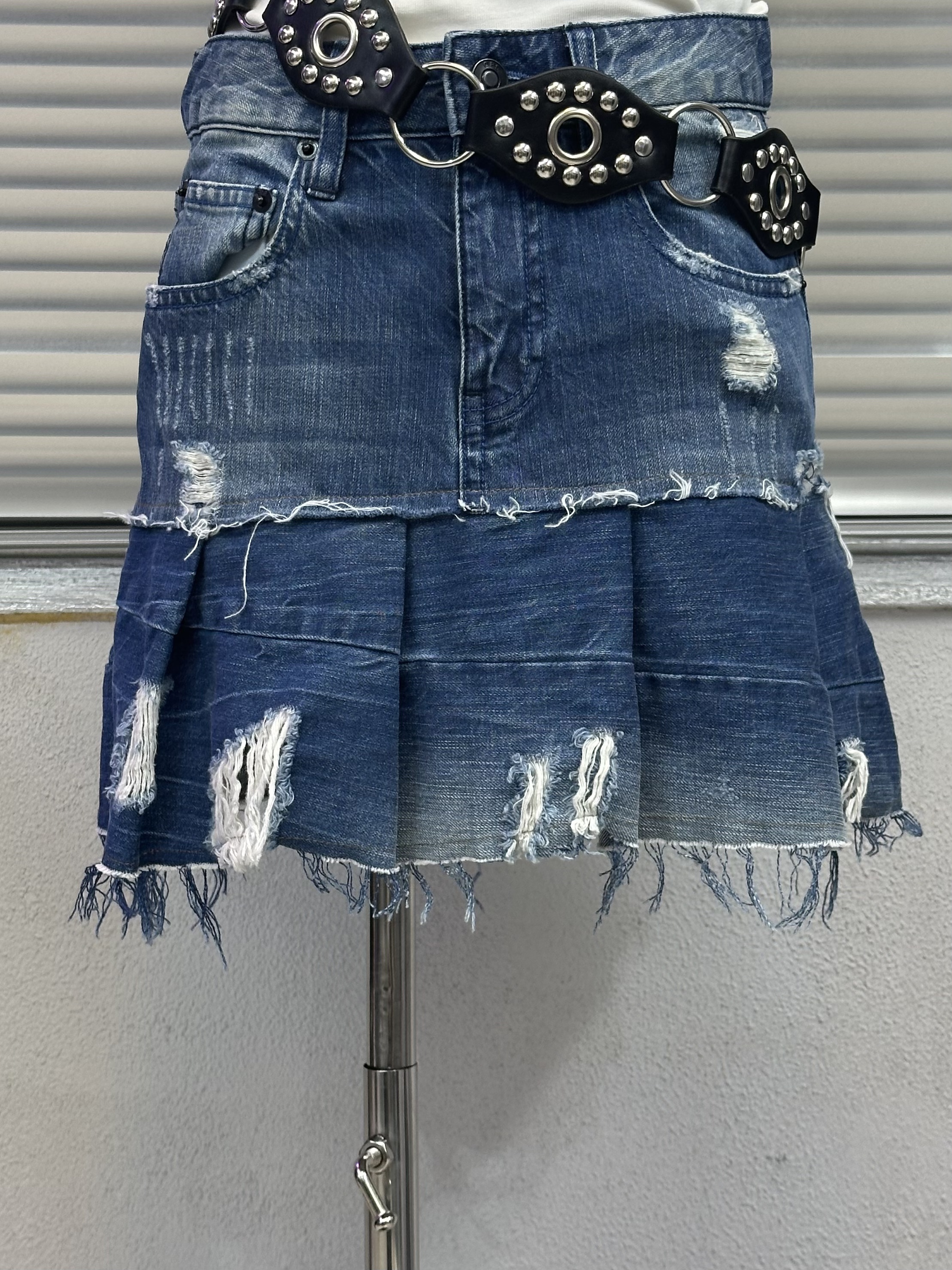 VTG DENIM FLUFFY SKIRT