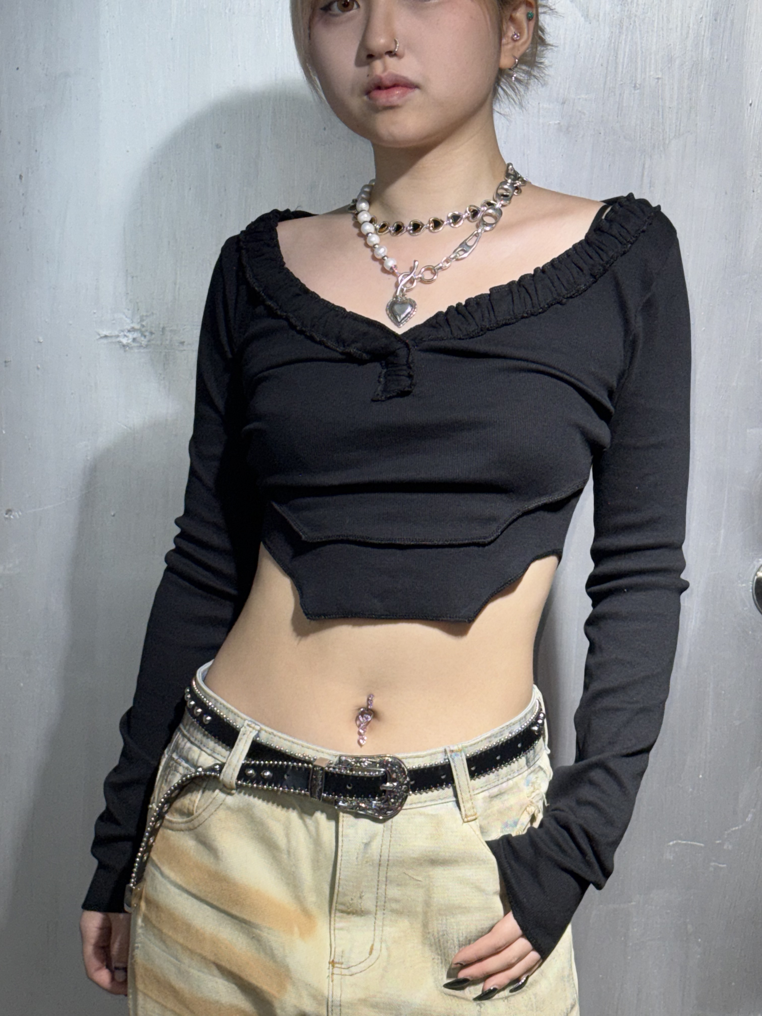 「 ✦VLINE LACE TOP✦ 」