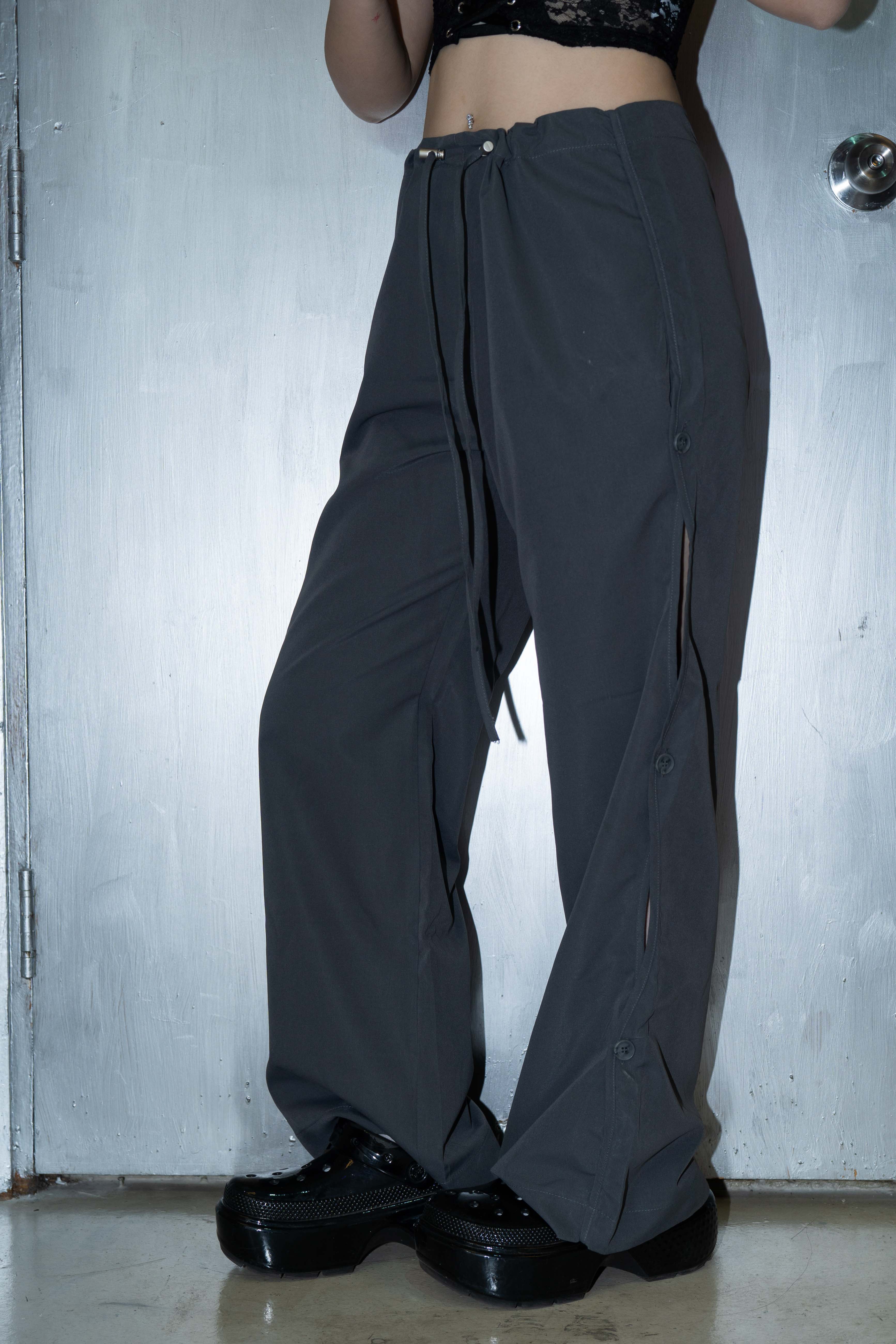 「 ✦Hole in side pants✦ 」