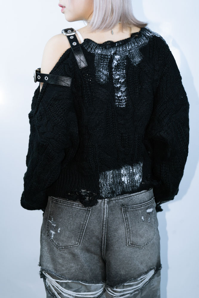 DAMAGE SHOUDLER IN BELT CARDIGIAN