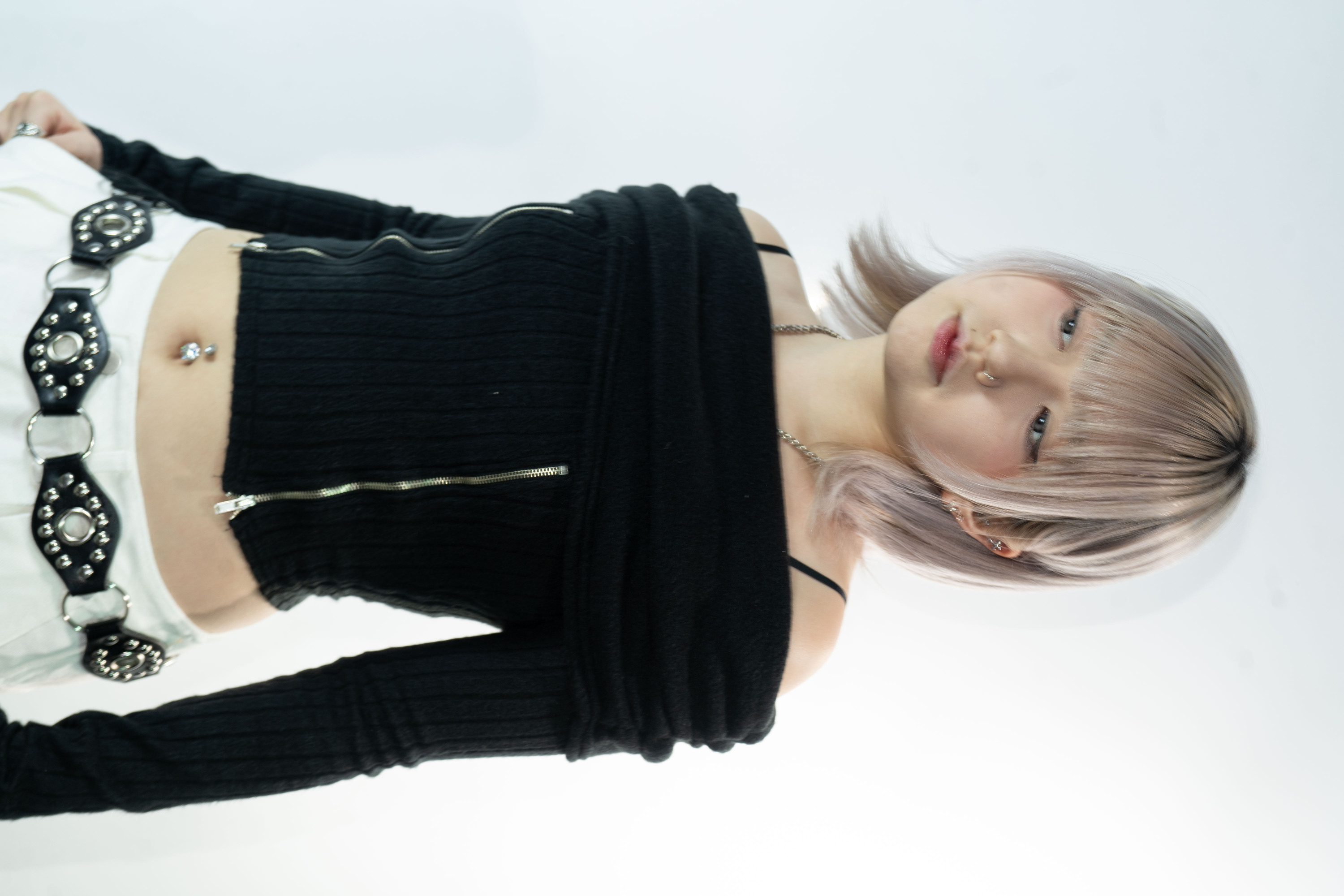 BMG two zipper in the neck 