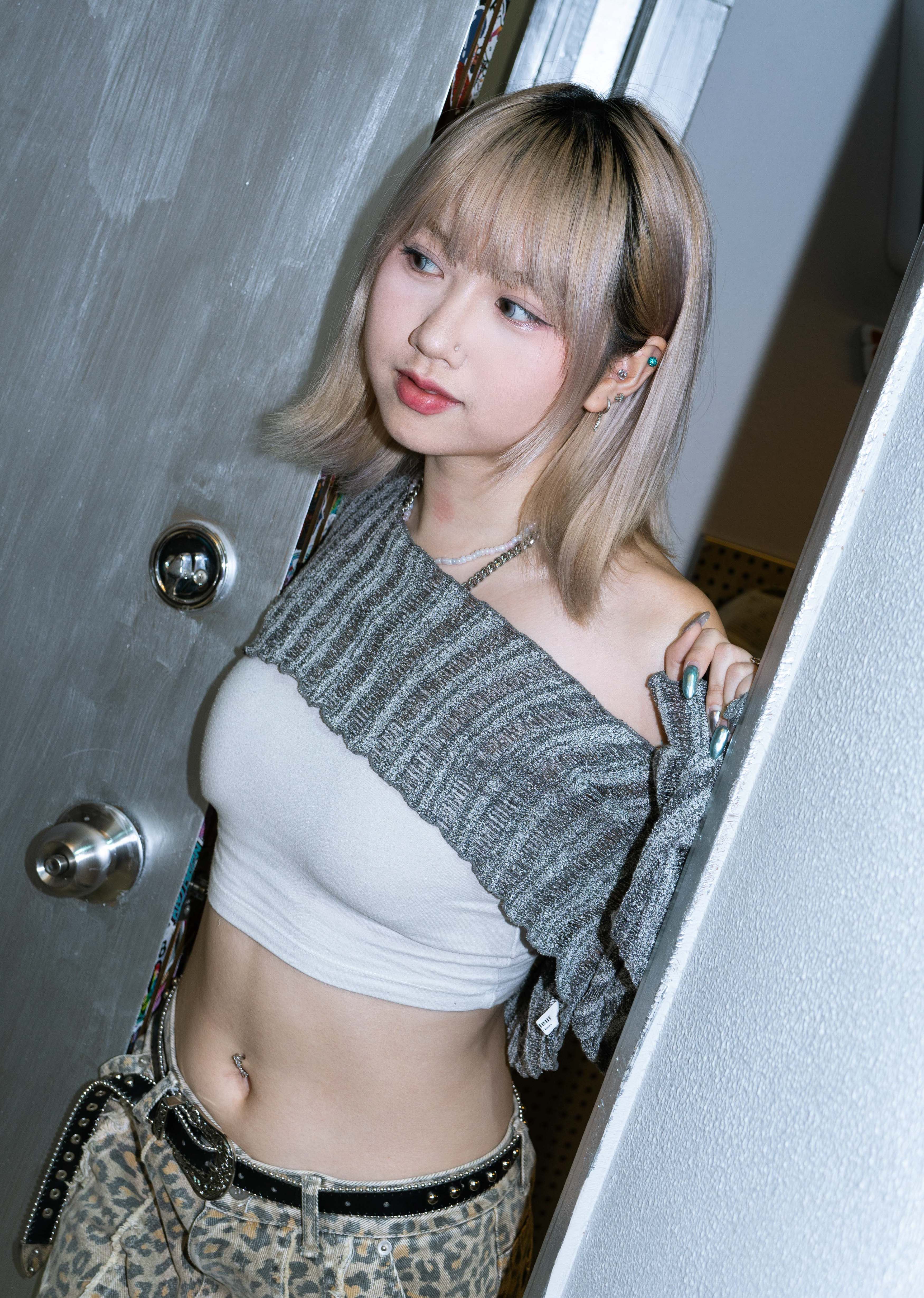 「 ✦Off shoulder knitted shirt ✦ 」