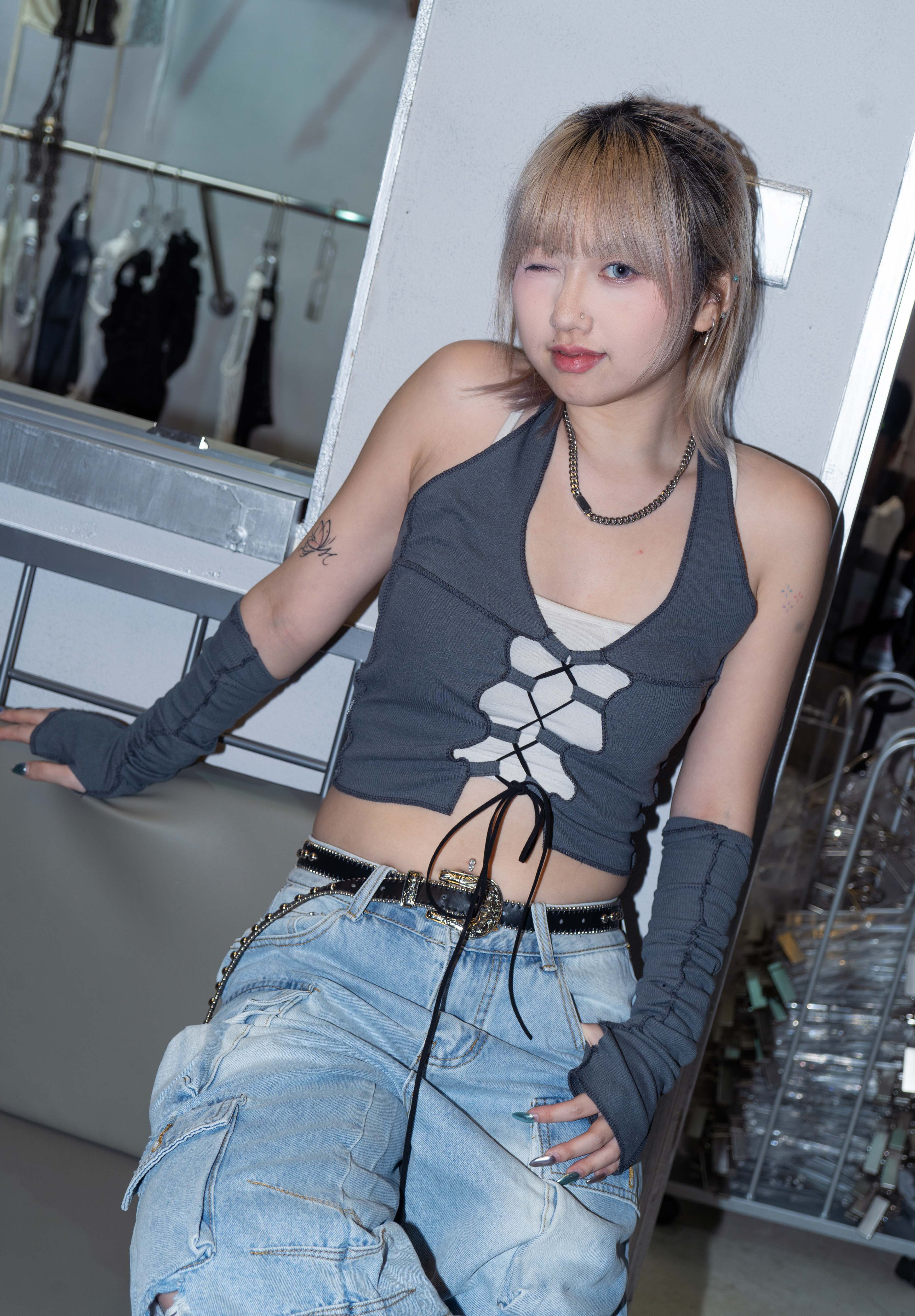 「 ✦Halter neck y2k top ✦ 」