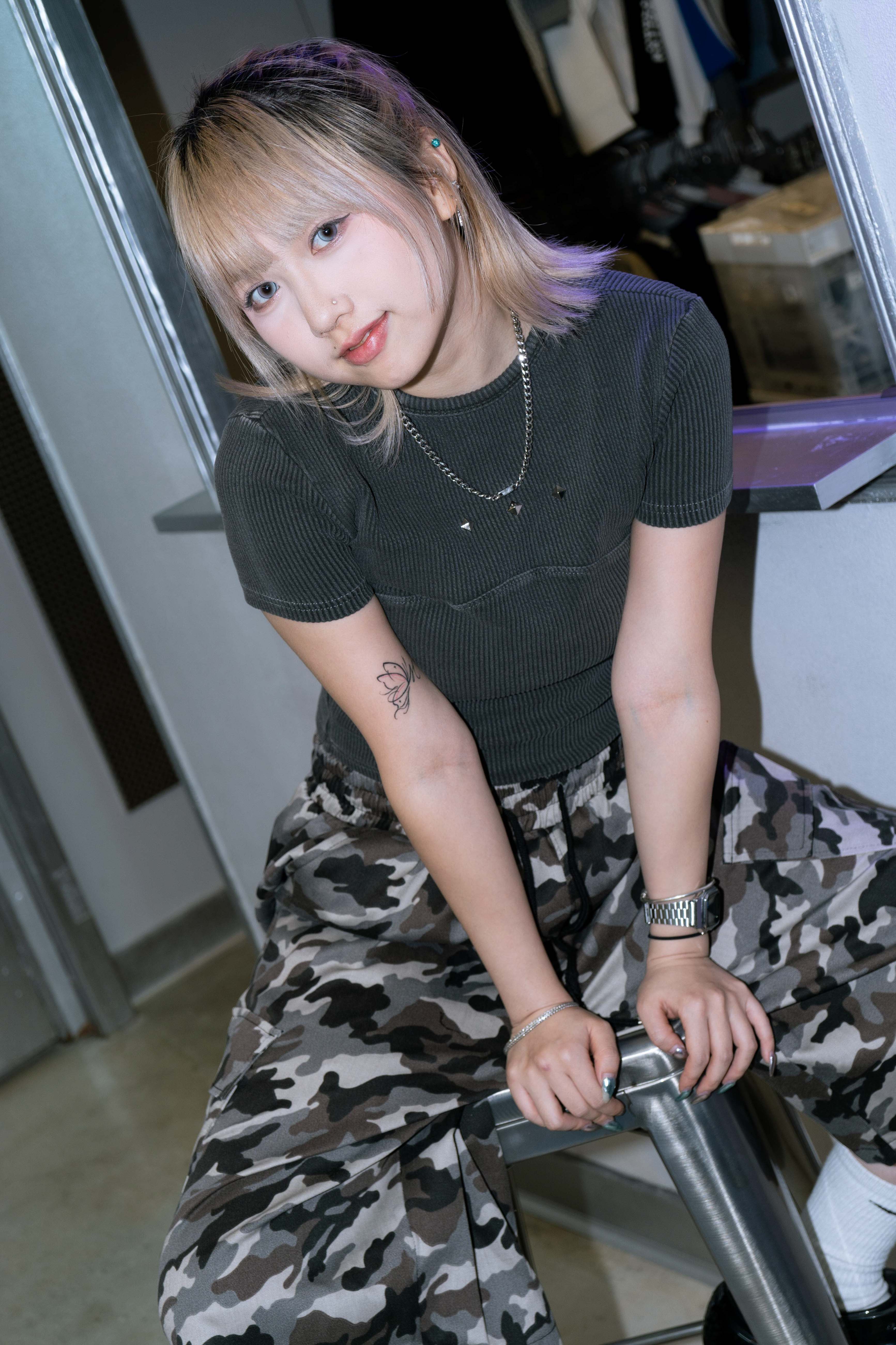 「 ✦Star in heart basic top✦ 」