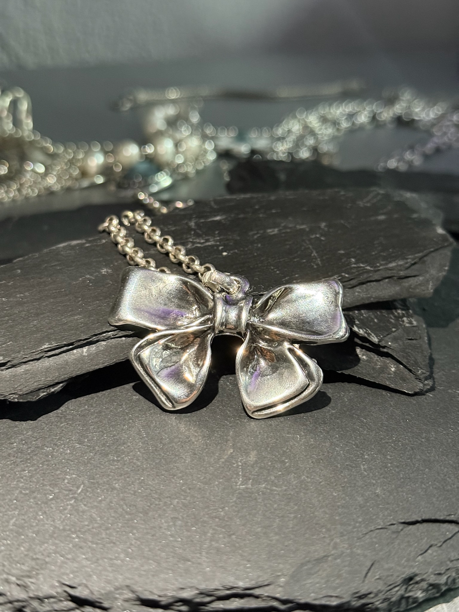 OTRO RIBBON NECKLACE