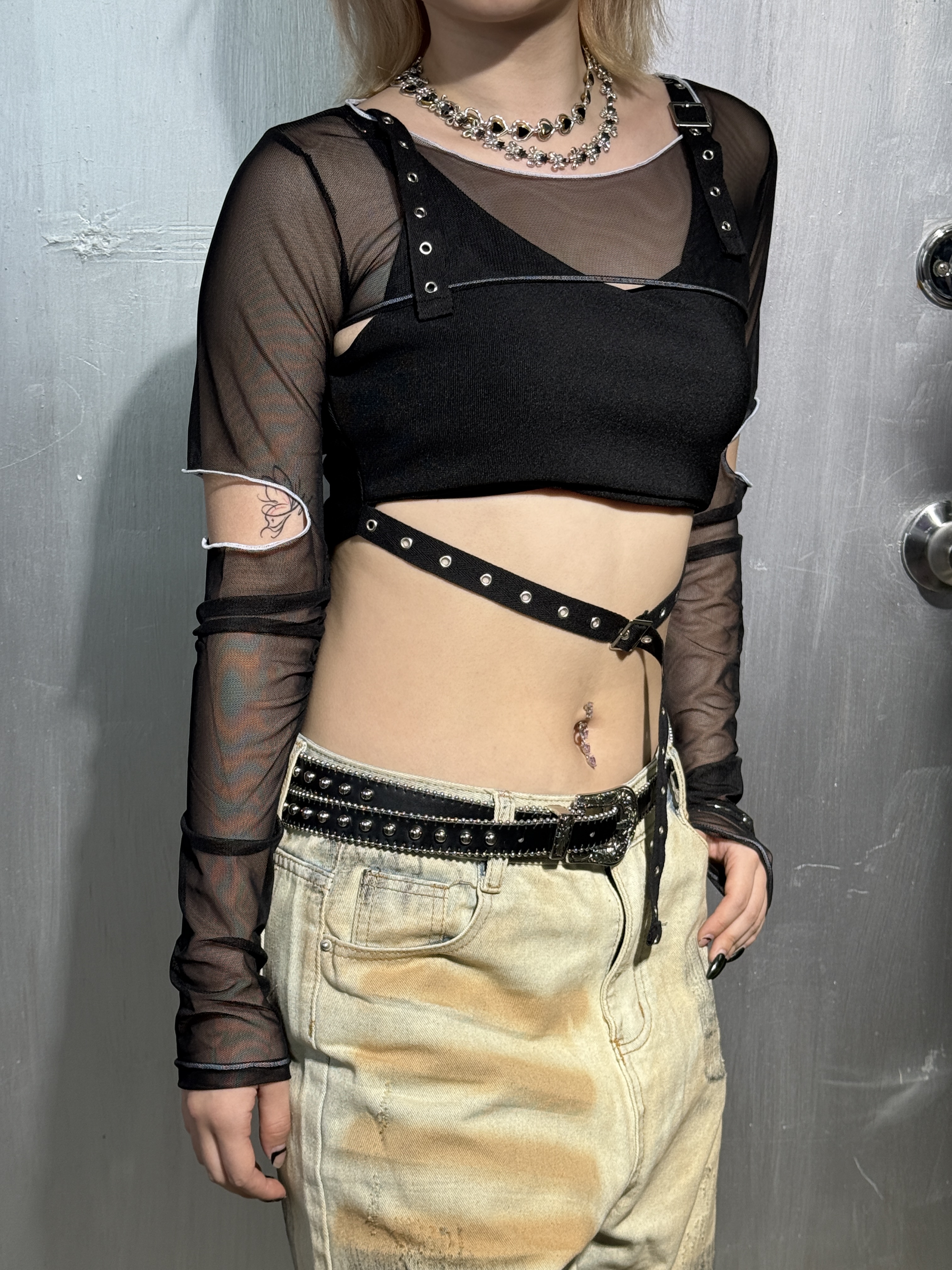 「 ✦HOLE IN ARM OUTER✦ 」