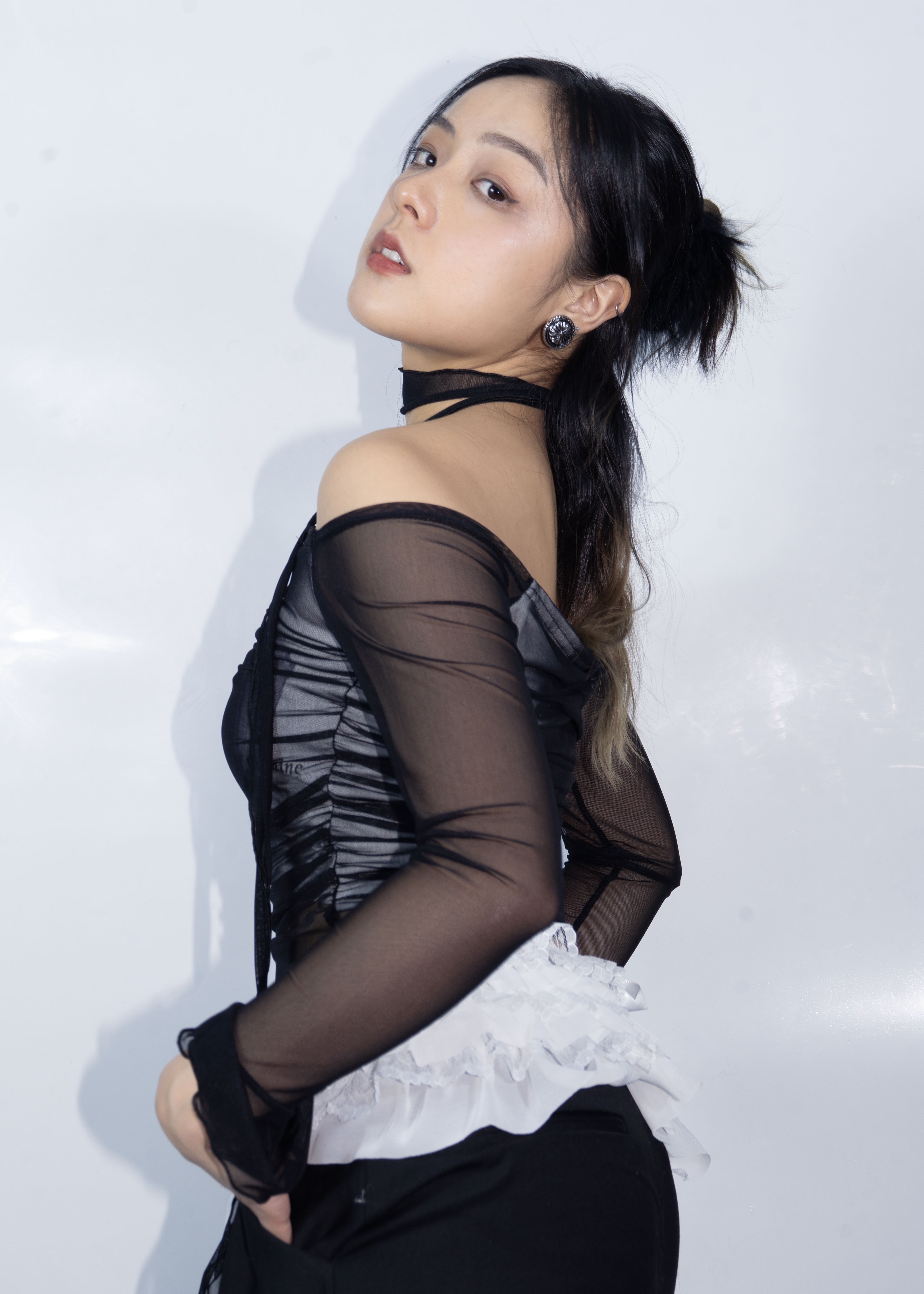 Light Off Shoulder Shirt