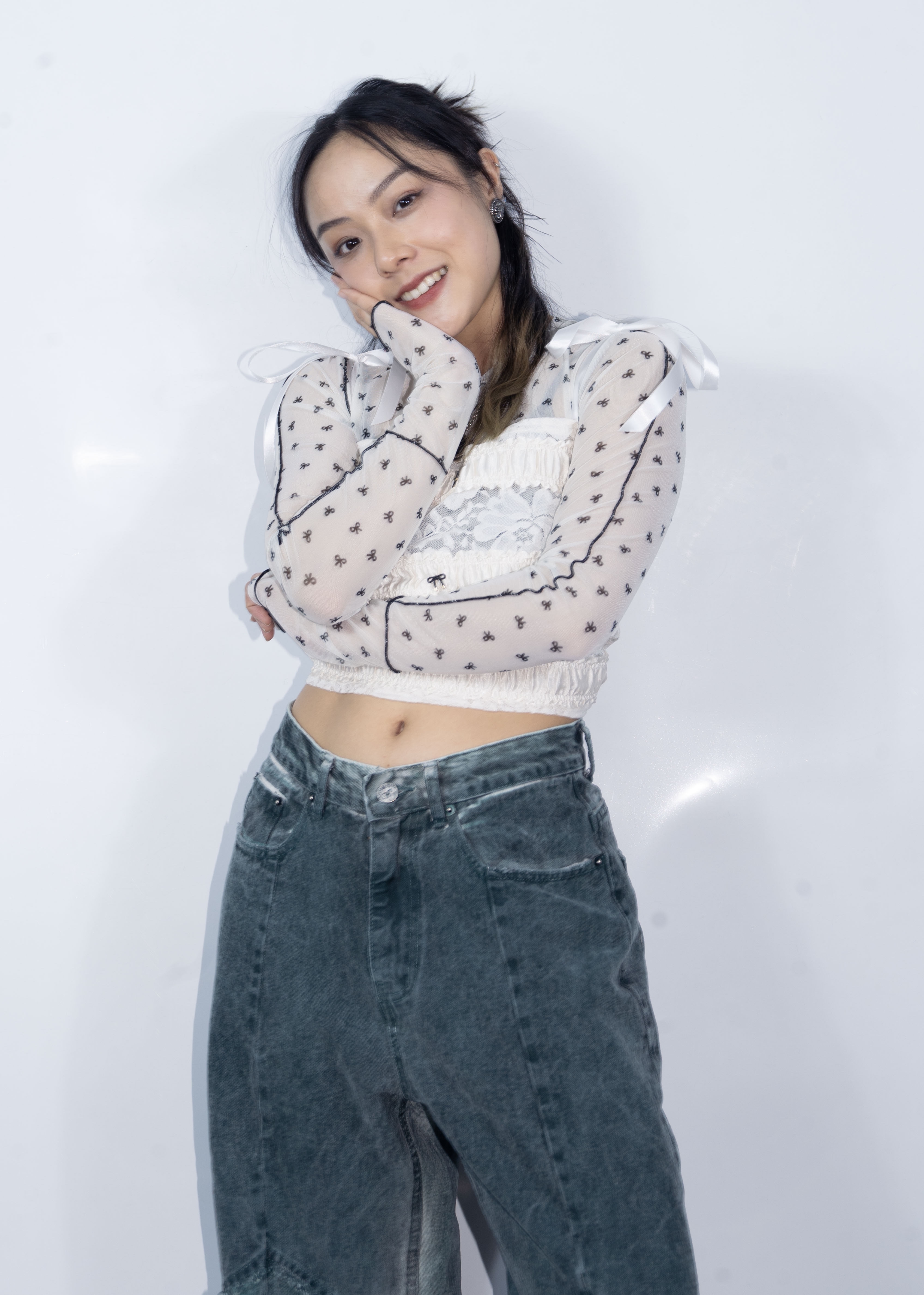 Ribbon Pattern Long Sleeve