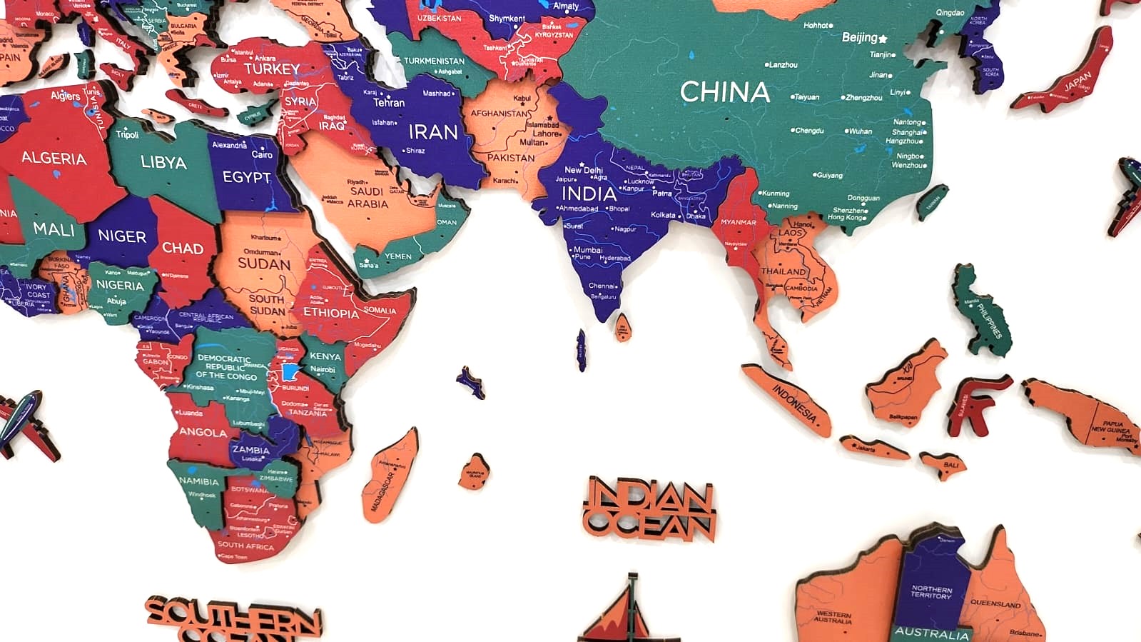 3D Wooden World Map Jungle