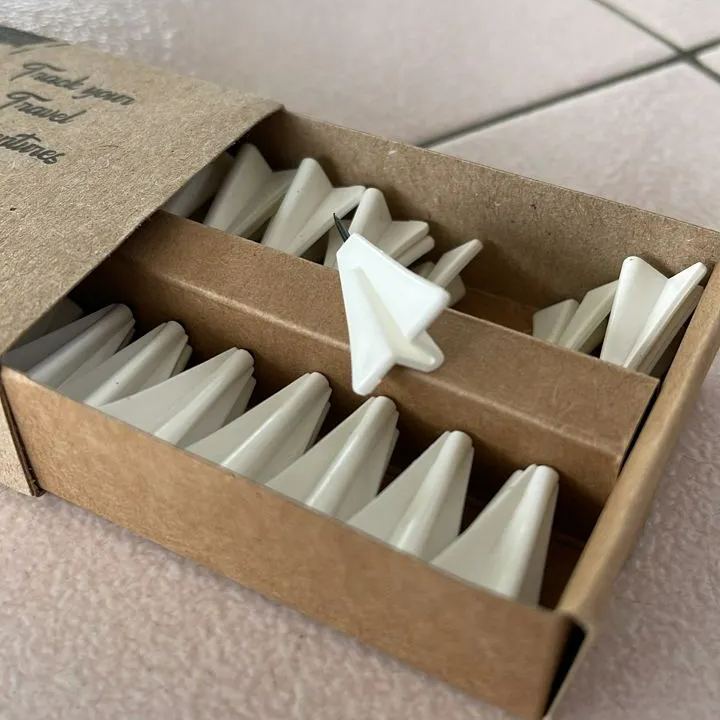 Airplane Push Pin