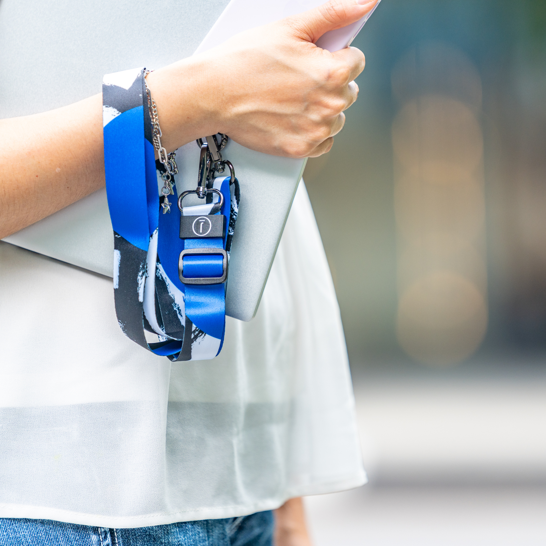 SOCIAL BLU COLLECTION - CROSS BODY PHONE STRAP
