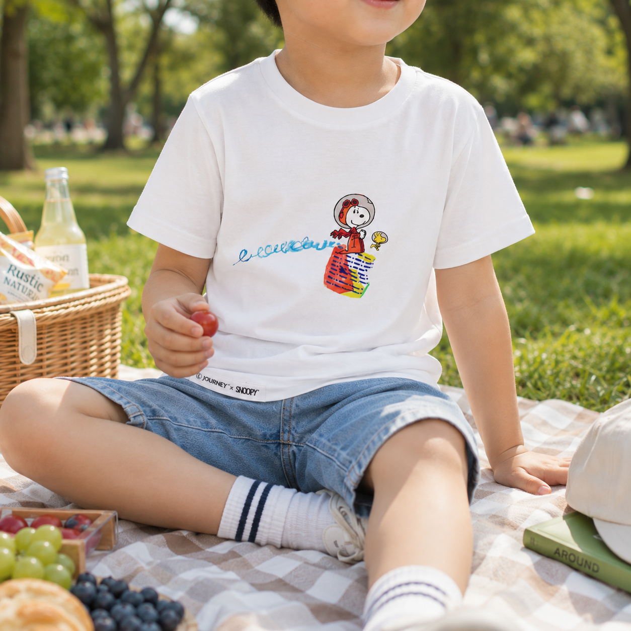 GALACTIC PLAYGROUND COLLECTION - SNOOPY & WOODSTOCK KID'S T-SHIRT