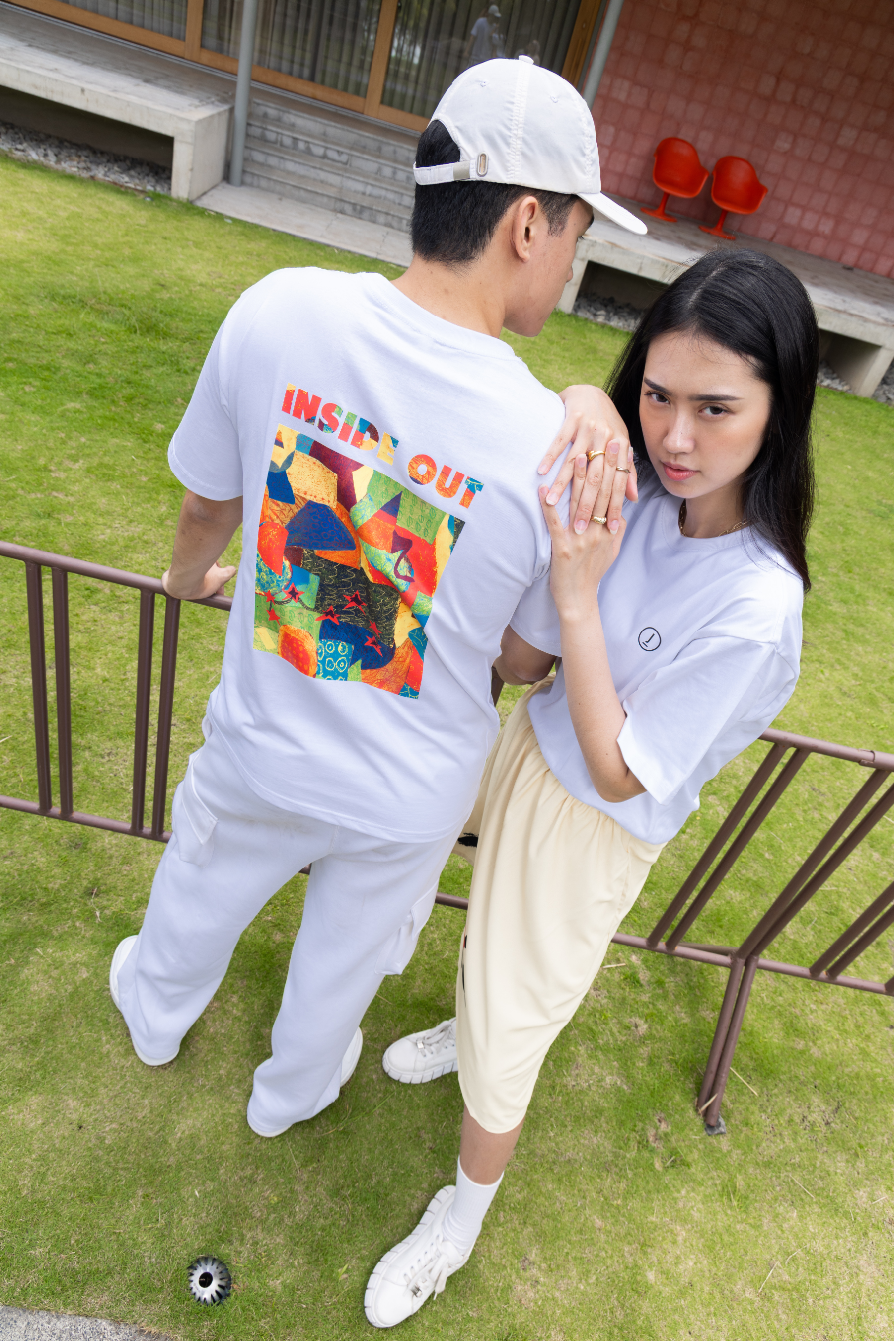 INSIDE OUT COLLECTION - OVERSIZED T-SHIRT