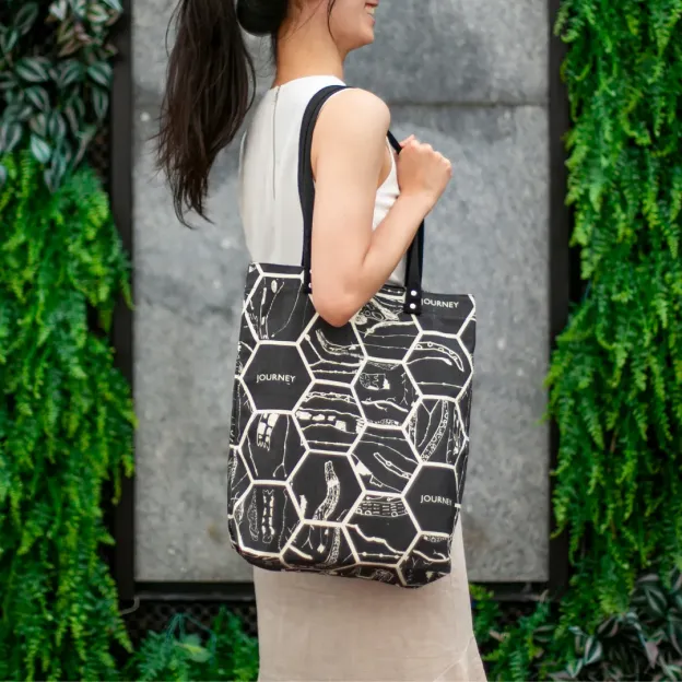 [READY STOCKS CORPORATE GIFTS] TOTE BAGS