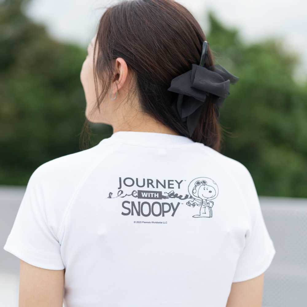 GALACTIC PLAYGROUND COLLECTION - SNOOPY & WOODSTOCK CROPPED T-SHIRT