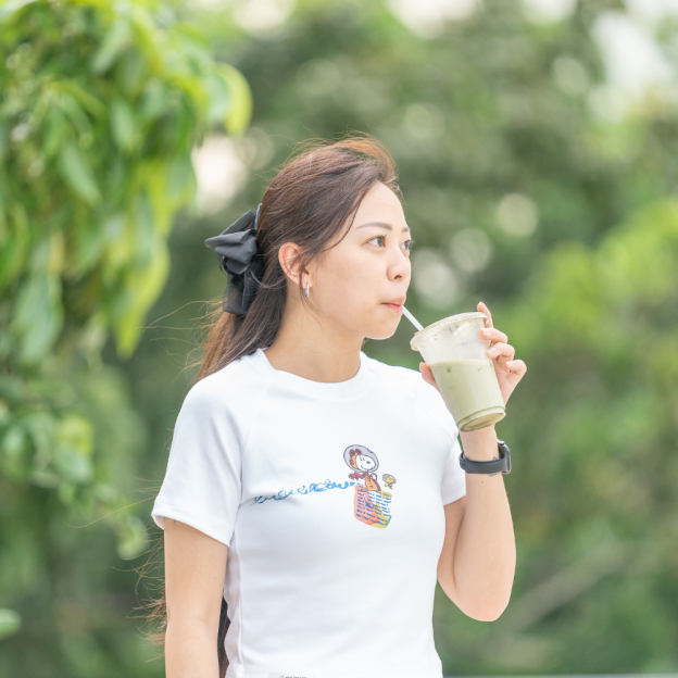 GALACTIC PLAYGROUND COLLECTION - SNOOPY & WOODSTOCK CROPPED T-SHIRT