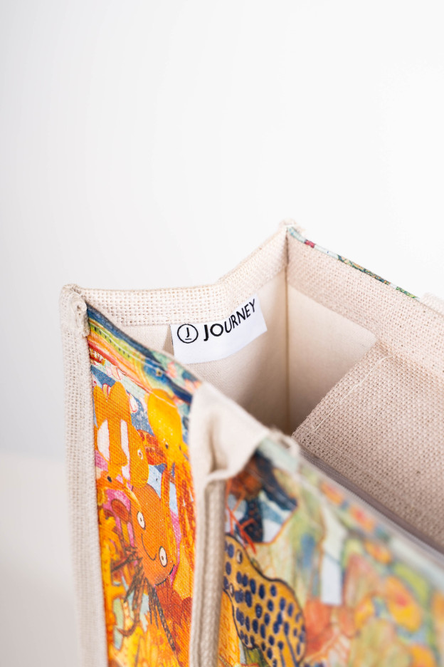 SEA MY WORLD COLLECTION - BOOK TOTE