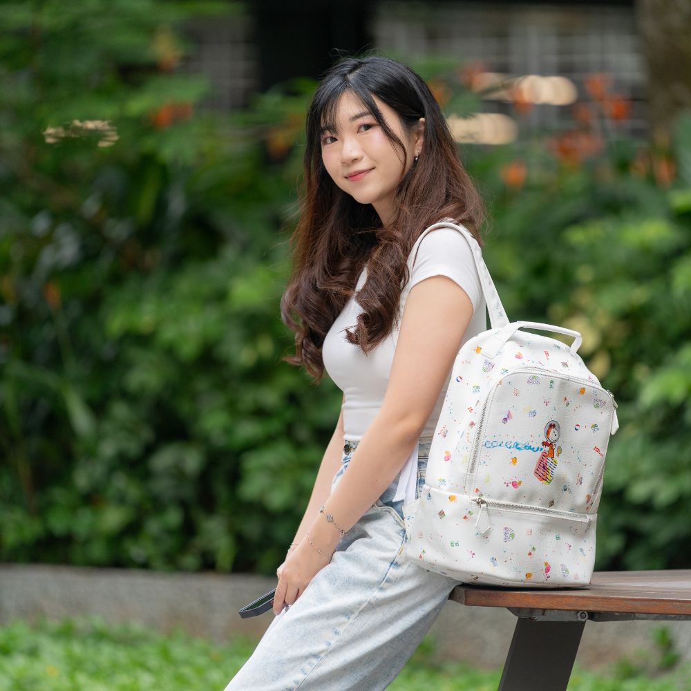 THE GALACTIC PLAYGROUND COLLECTION - SNOOPY & WOODSTOCK LARGE BACKPACK (WHITE)