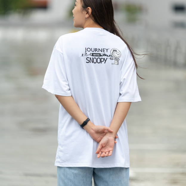 GALACTIC PLAYGROUND COLLECTION - SNOOPY & WOODSTOCK OVERSIZED T-SHIRT