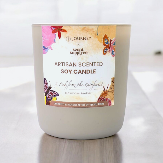 ARTISAN SCENTED SOY CANDLE - OAKMOSS AMBER