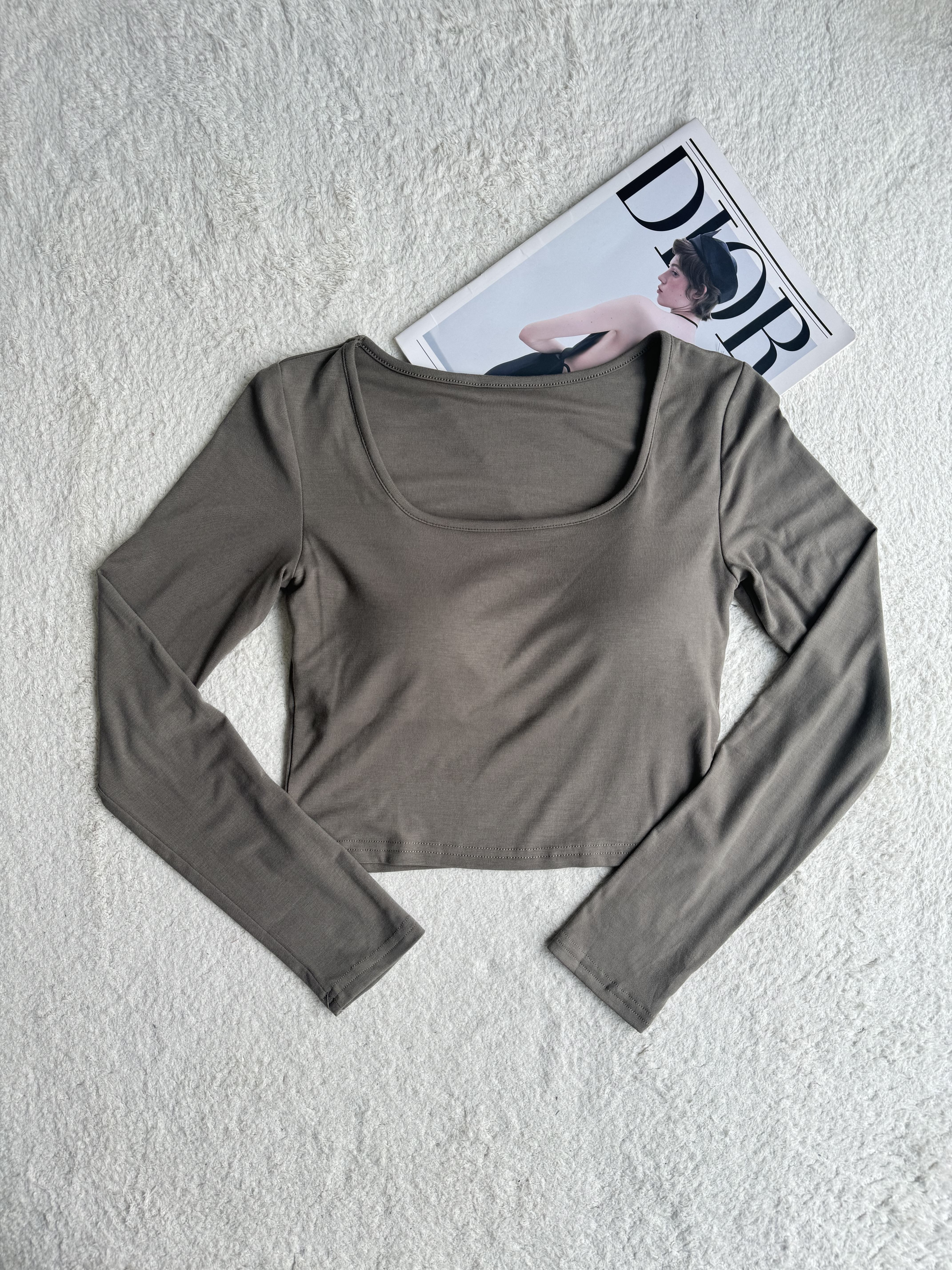 舒服厚棉胸垫百搭长袖CropTop -超推荐