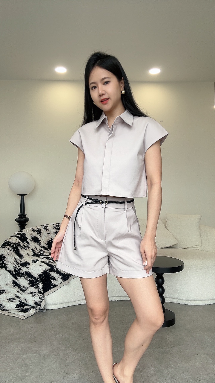 过肩袖编织金扣腰带短裤Set