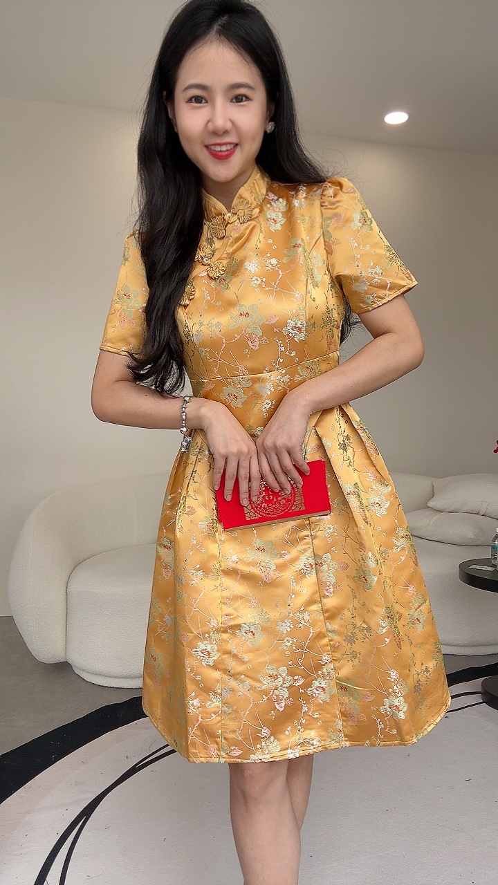 悠雅缎面短袖连身裙旗袍