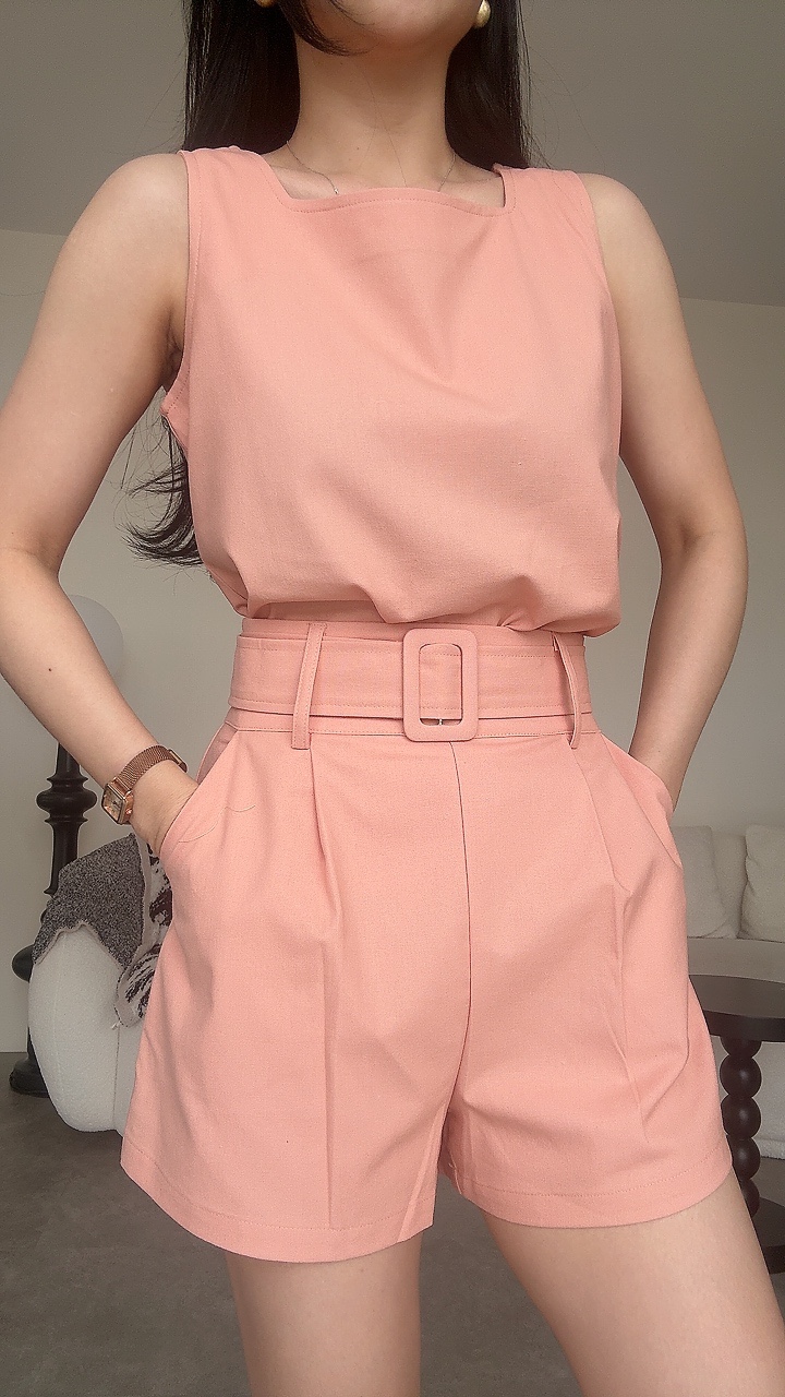 亚麻无袖方领宽衣短裤套装