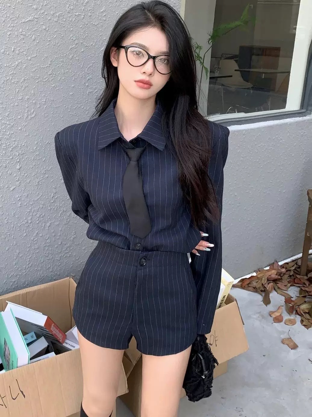 线条西装长袖短裤套装-附送领带