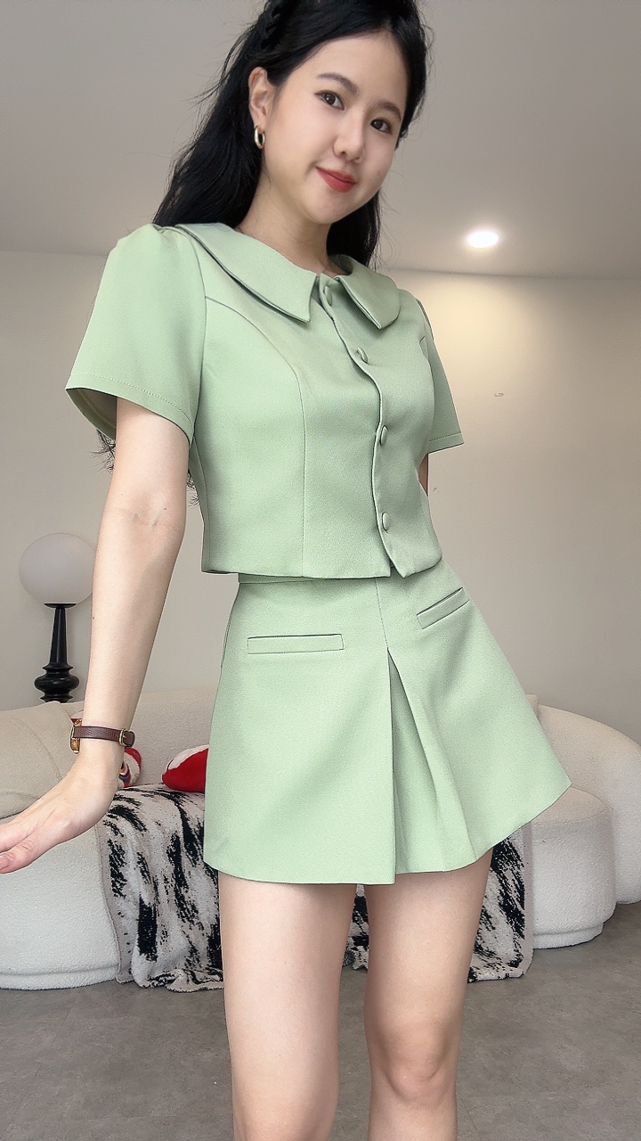 复古甜美圆翻领学院风裤裙套装