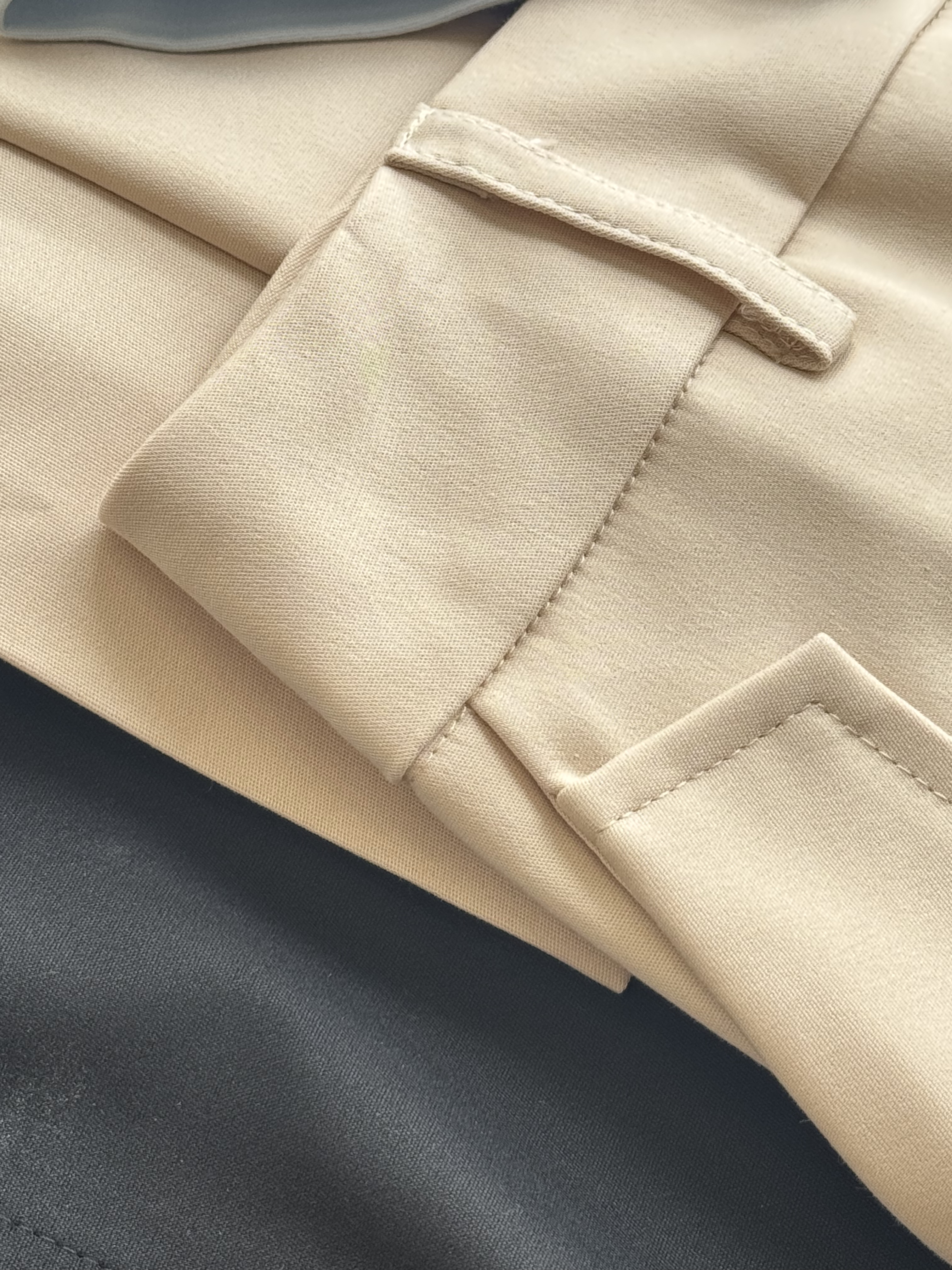 挺拔个性工装风长裙套装