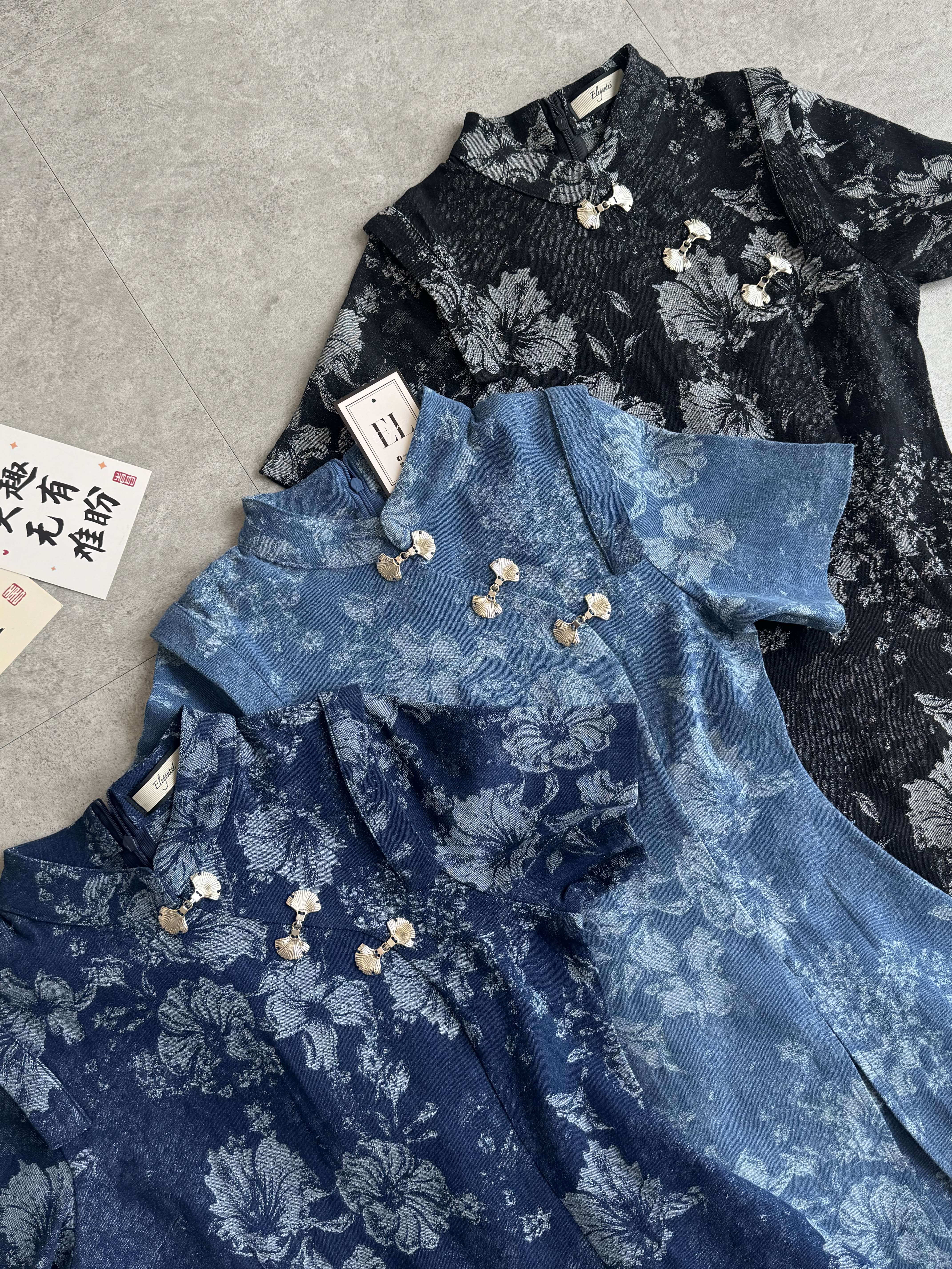 《新年》贝壳扣牛仔长版上衣短裤套装