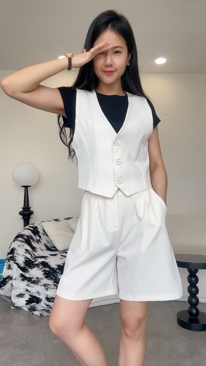 老钱4分低领马甲套装