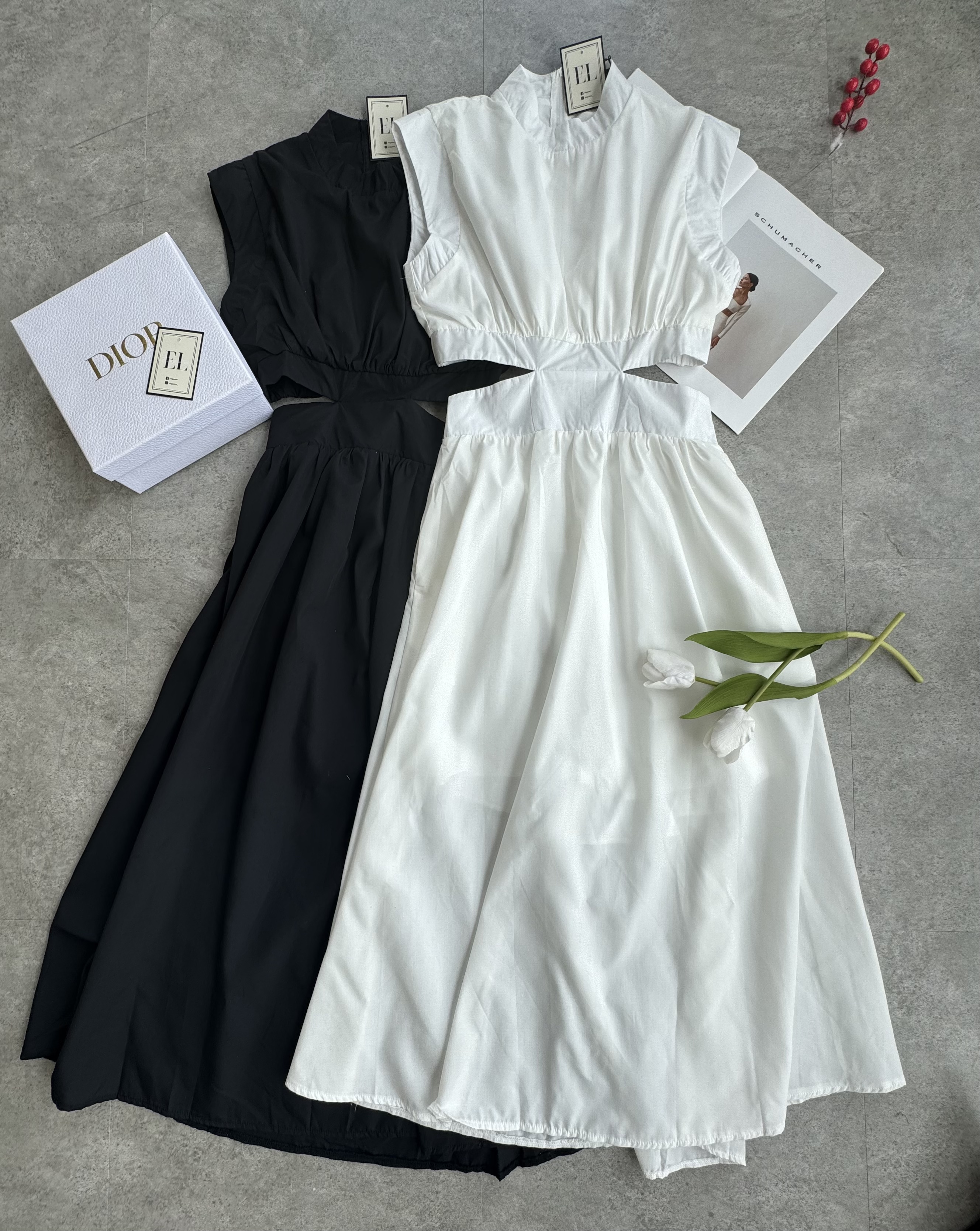 度假风设计感十足漏侧腰连身长裙