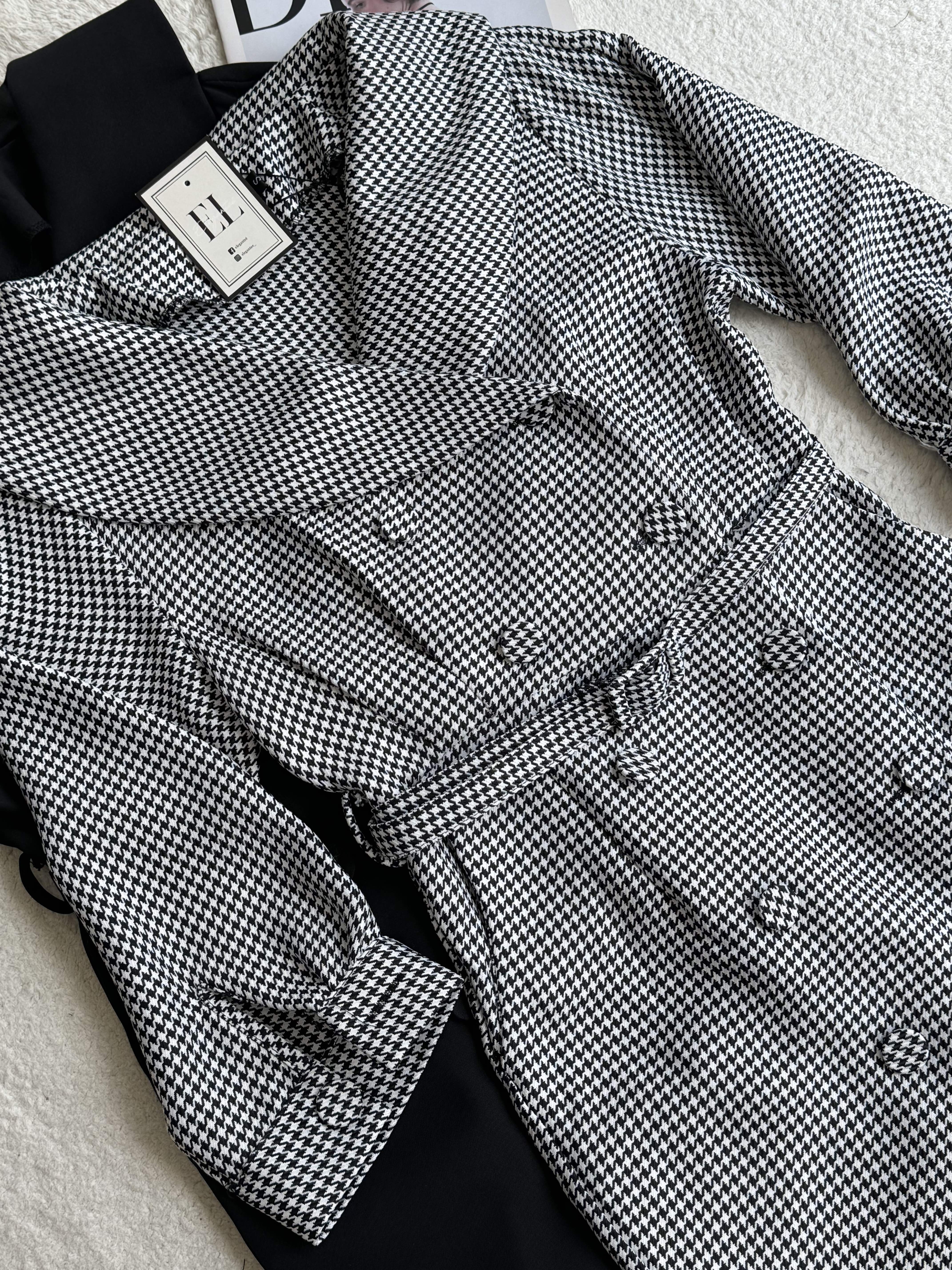 复古落肩大翻领连身裙