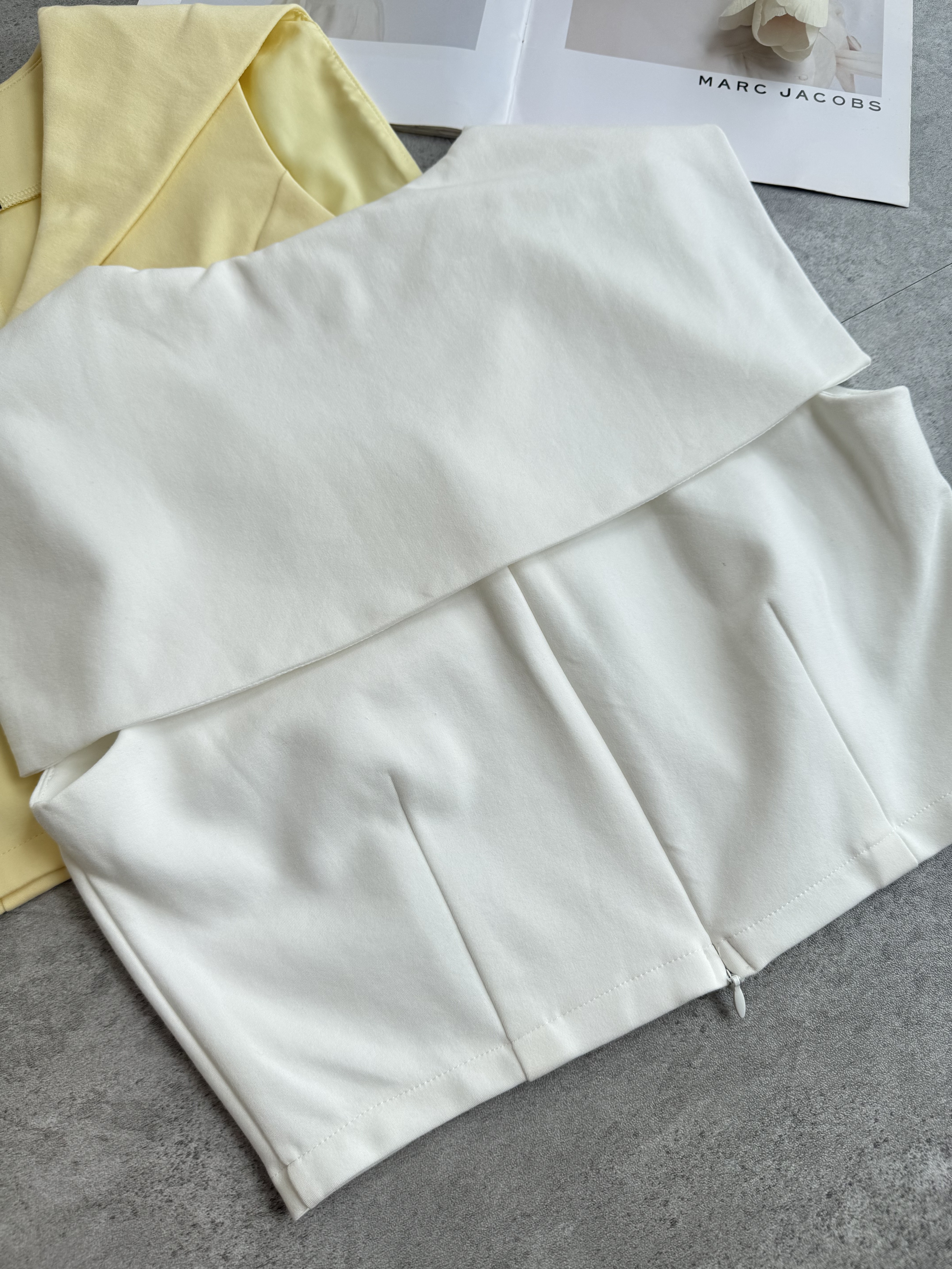 复古俏丽小披风短上衣