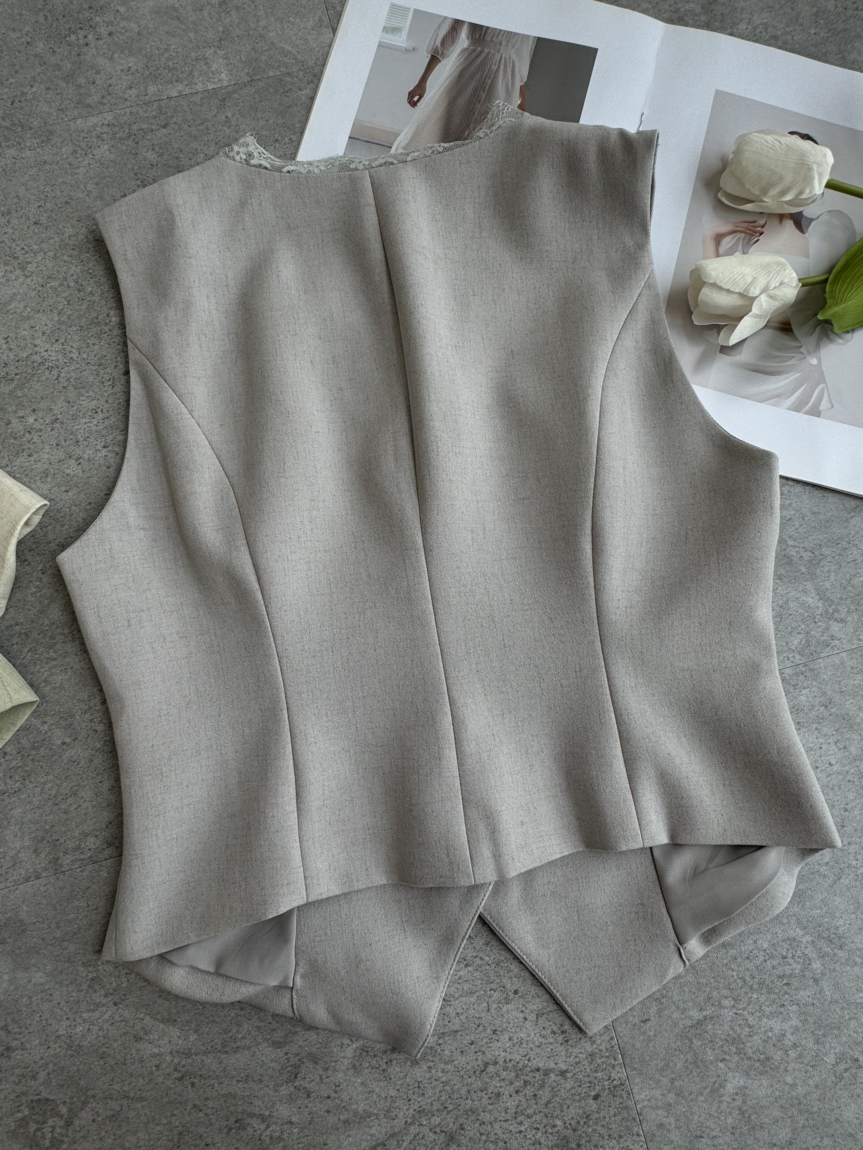 《高级系列》 西装纹路蕾丝边马甲